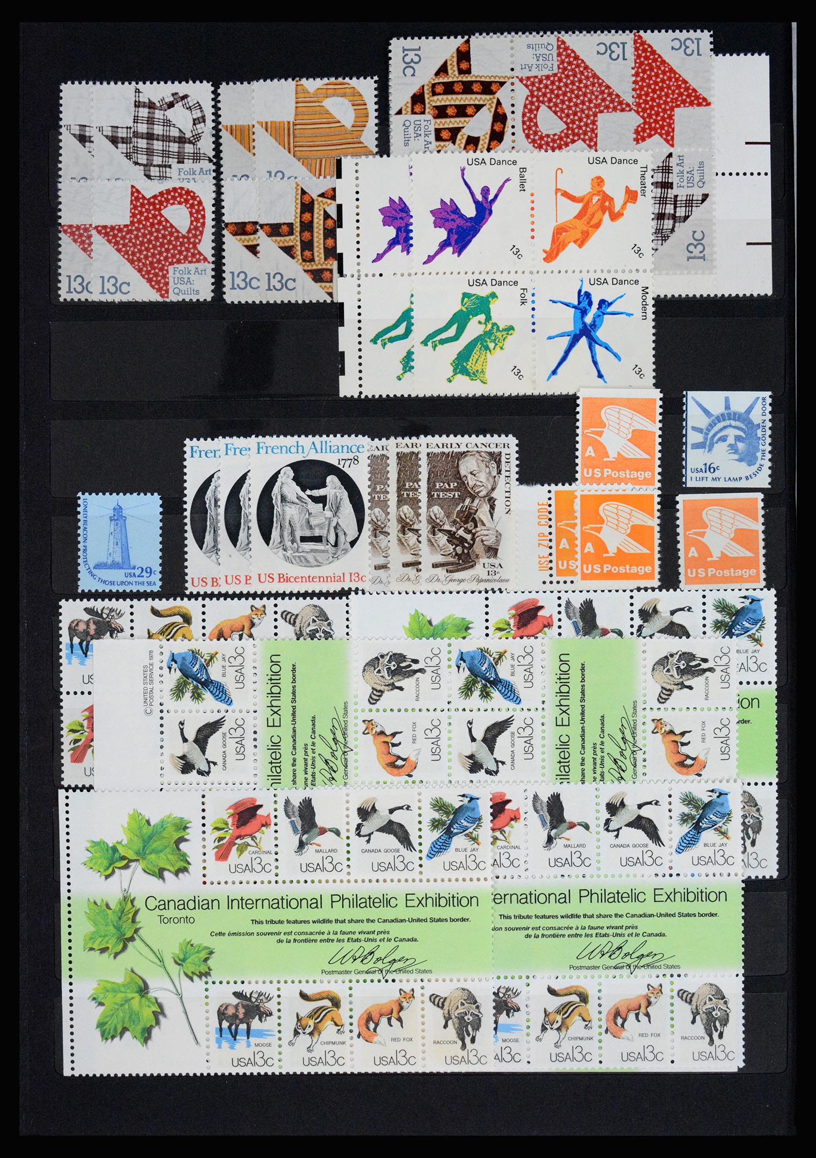 37131 035 - Postzegelverzameling 37131 USA 1851-1990.