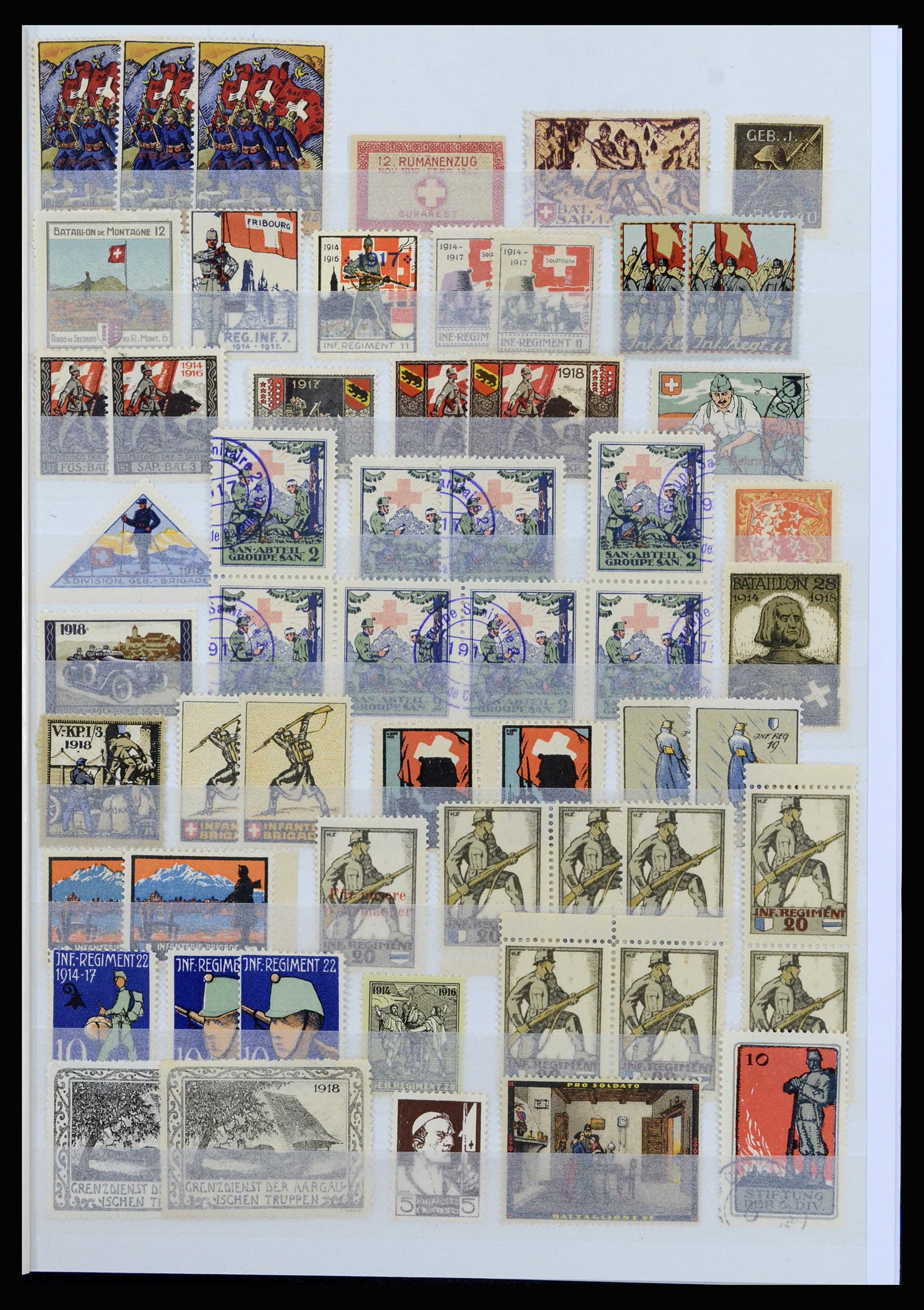 37149 001 - Postzegelverzameling 37149 Zwitserland soldatenzegels 1914-1945.