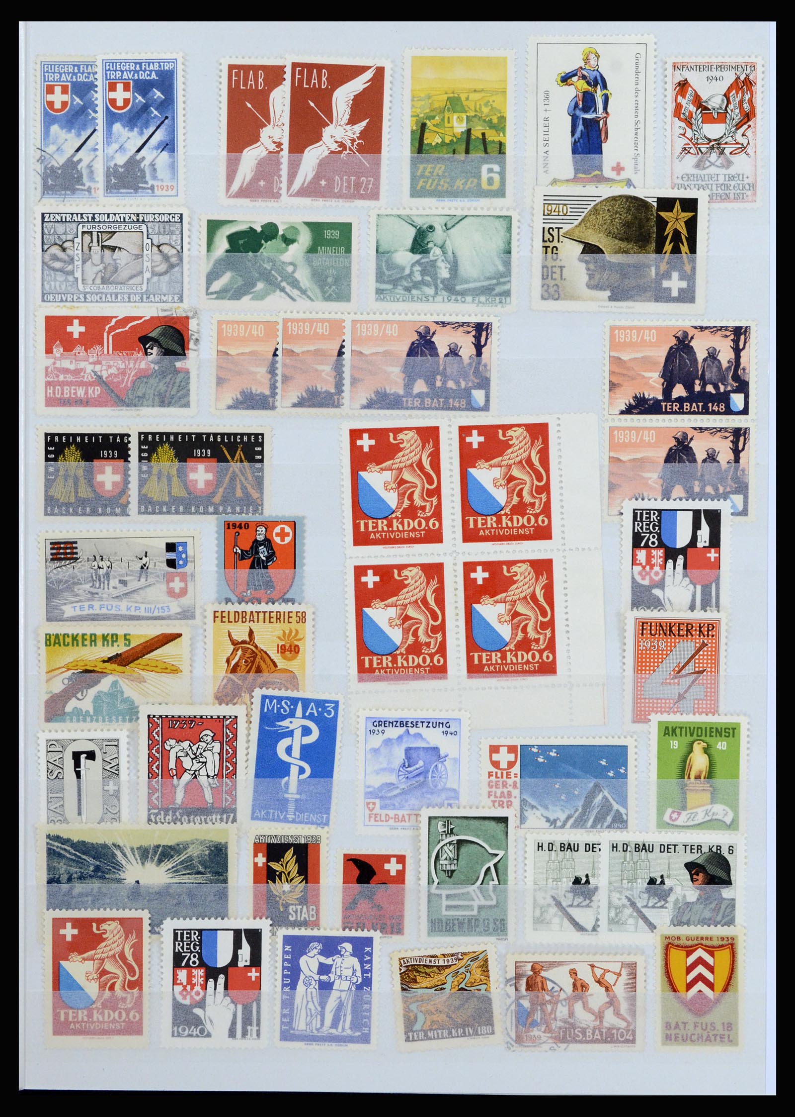 37149 007 - Postzegelverzameling 37149 Zwitserland soldatenzegels 1914-1945.