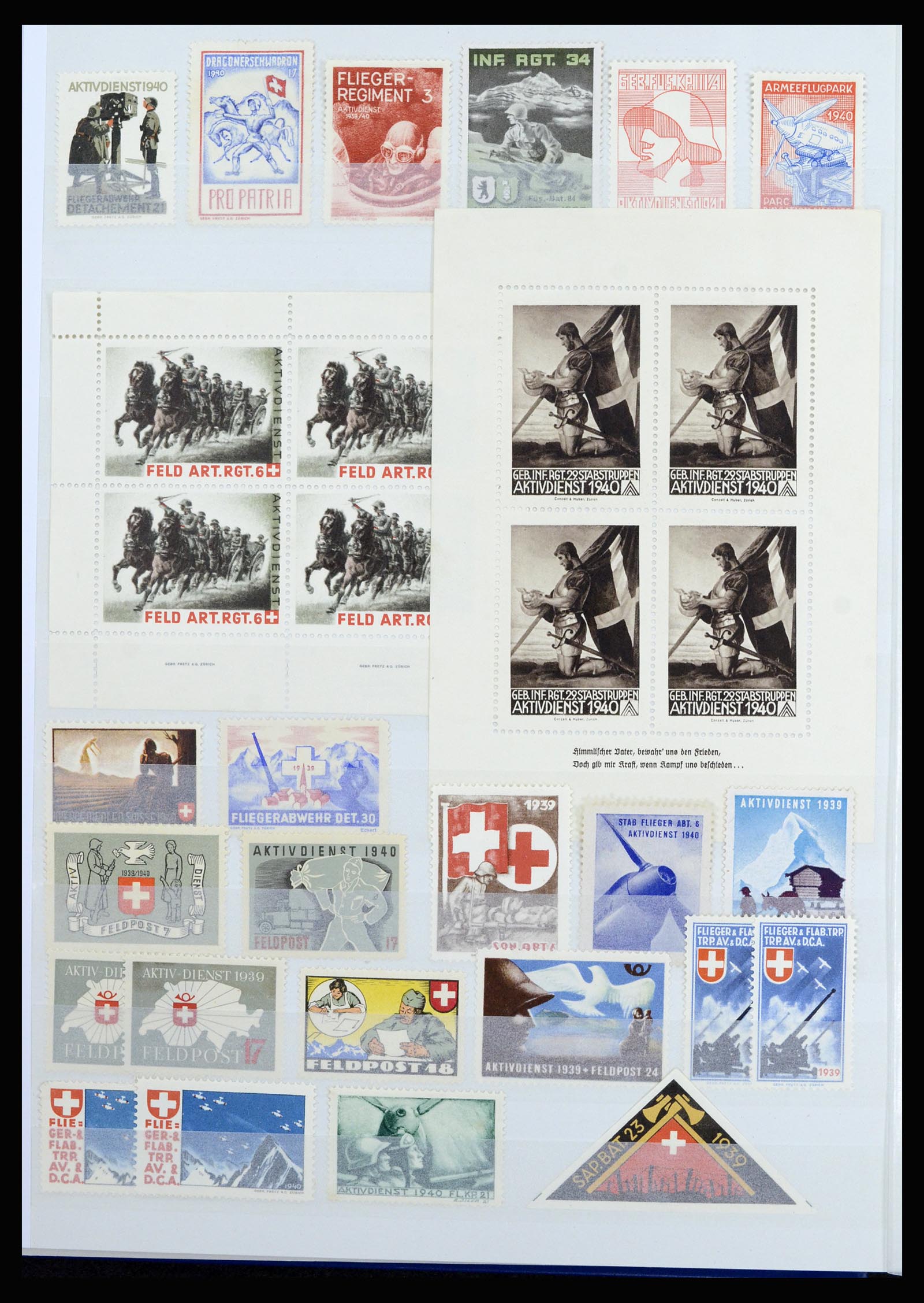 37149 010 - Postzegelverzameling 37149 Zwitserland soldatenzegels 1914-1945.