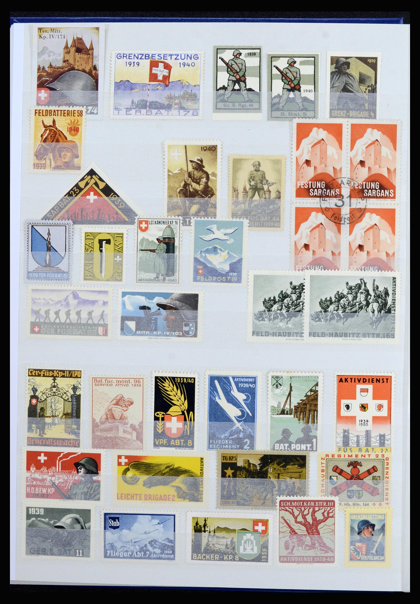 37149 014 - Postzegelverzameling 37149 Zwitserland soldatenzegels 1914-1945.