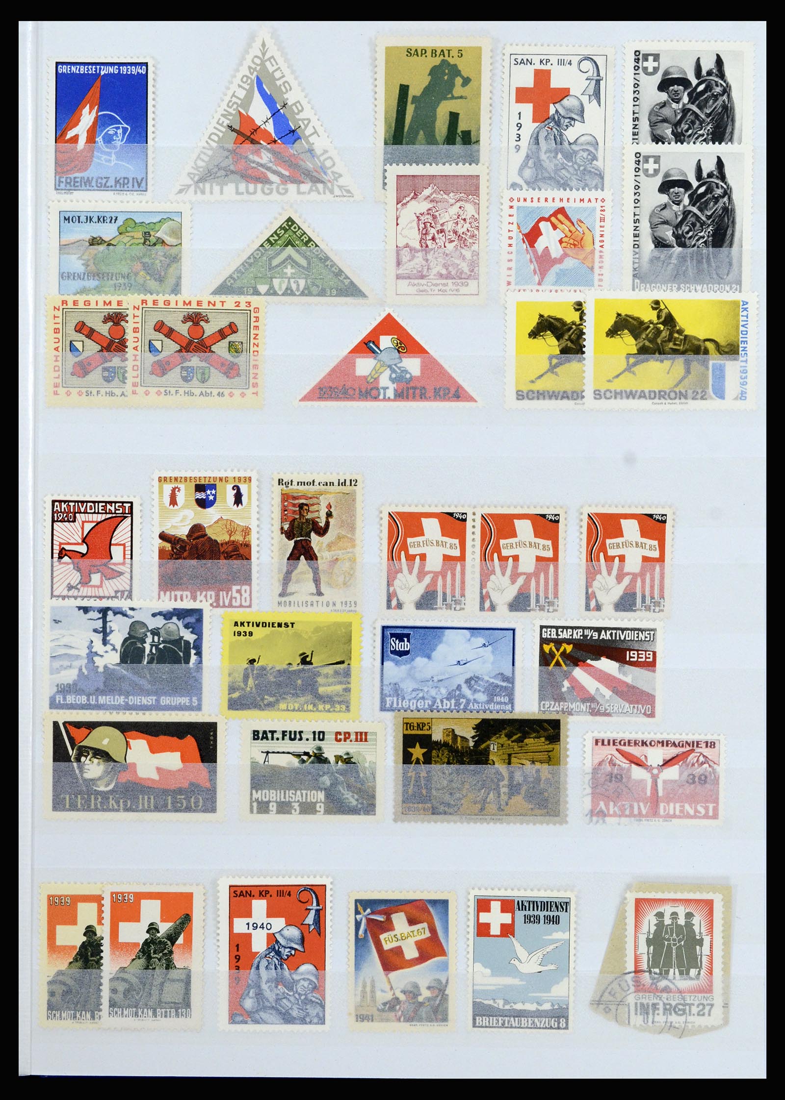 37149 017 - Postzegelverzameling 37149 Zwitserland soldatenzegels 1914-1945.