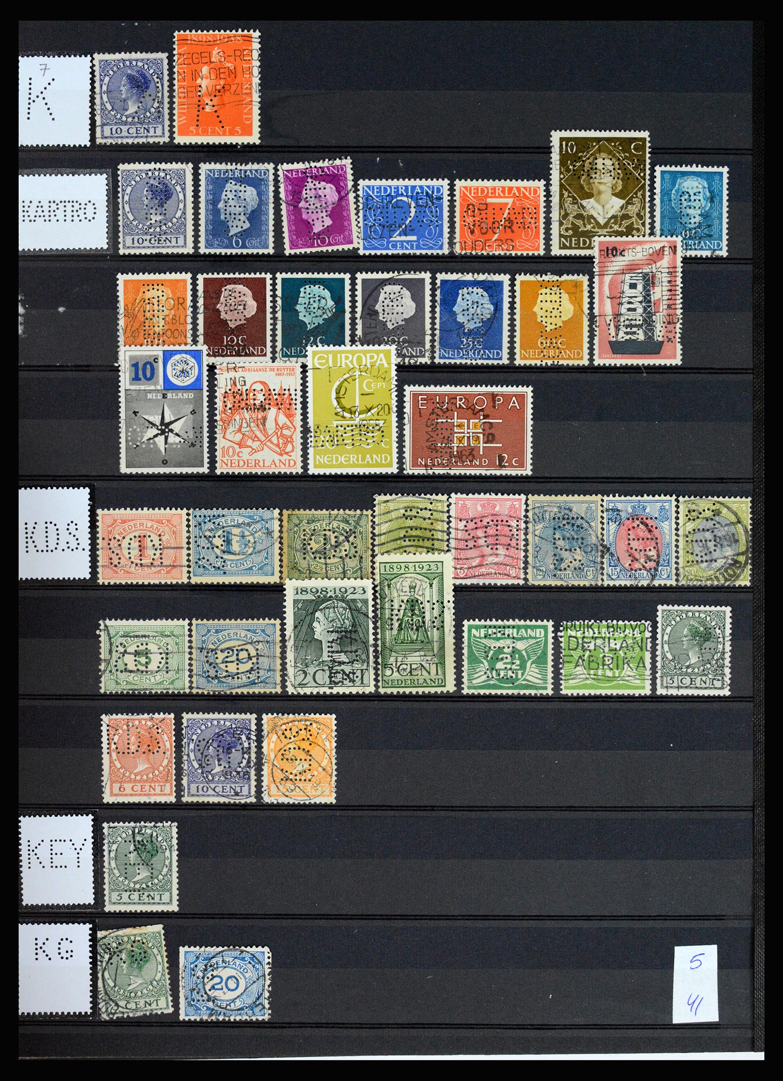 37183 027 - Postzegelverzameling 37183 Nederland firmaperforaties 1872-1960.
