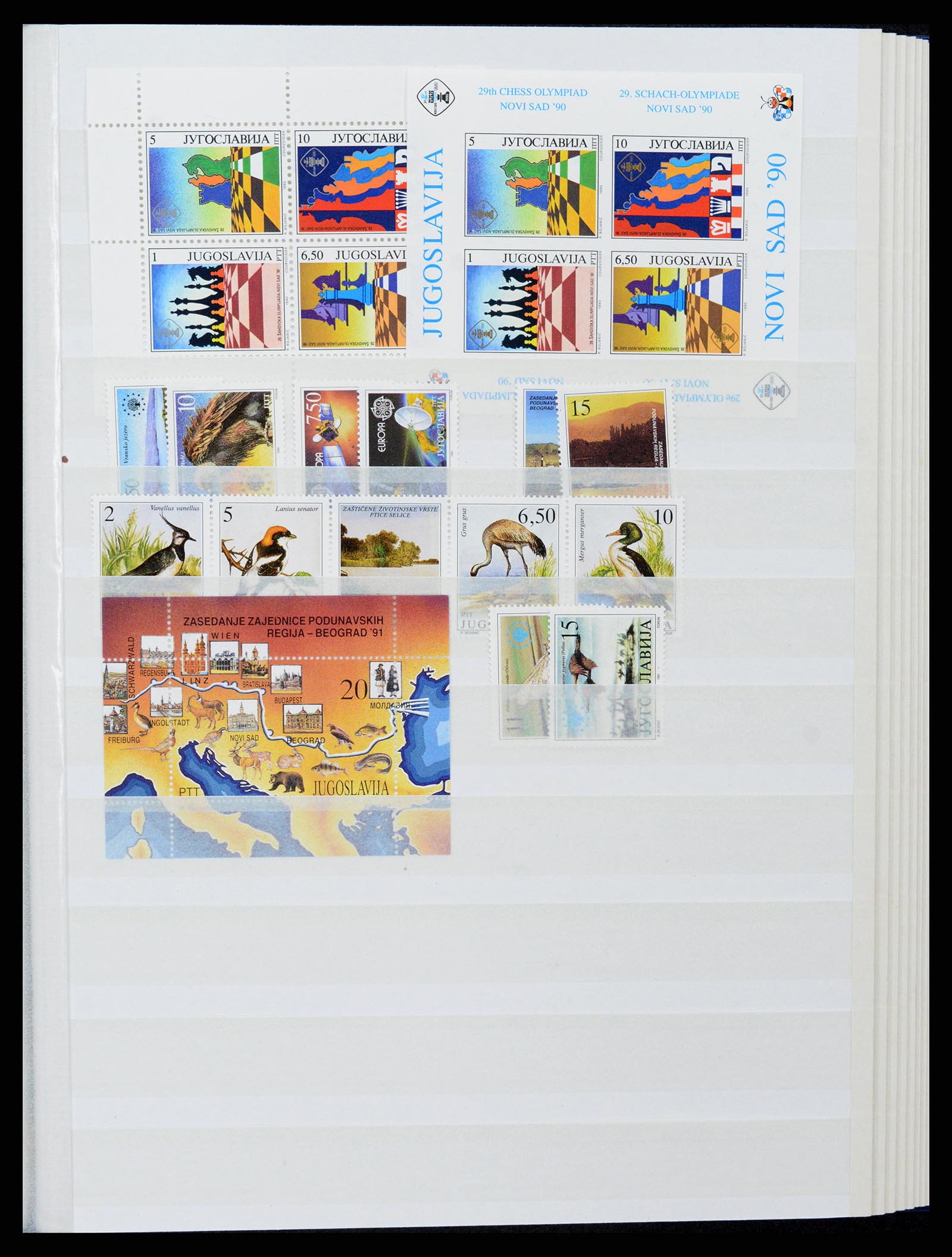 37191 276 - Stamp collection 37191 Yugoslavia 1918-2006.