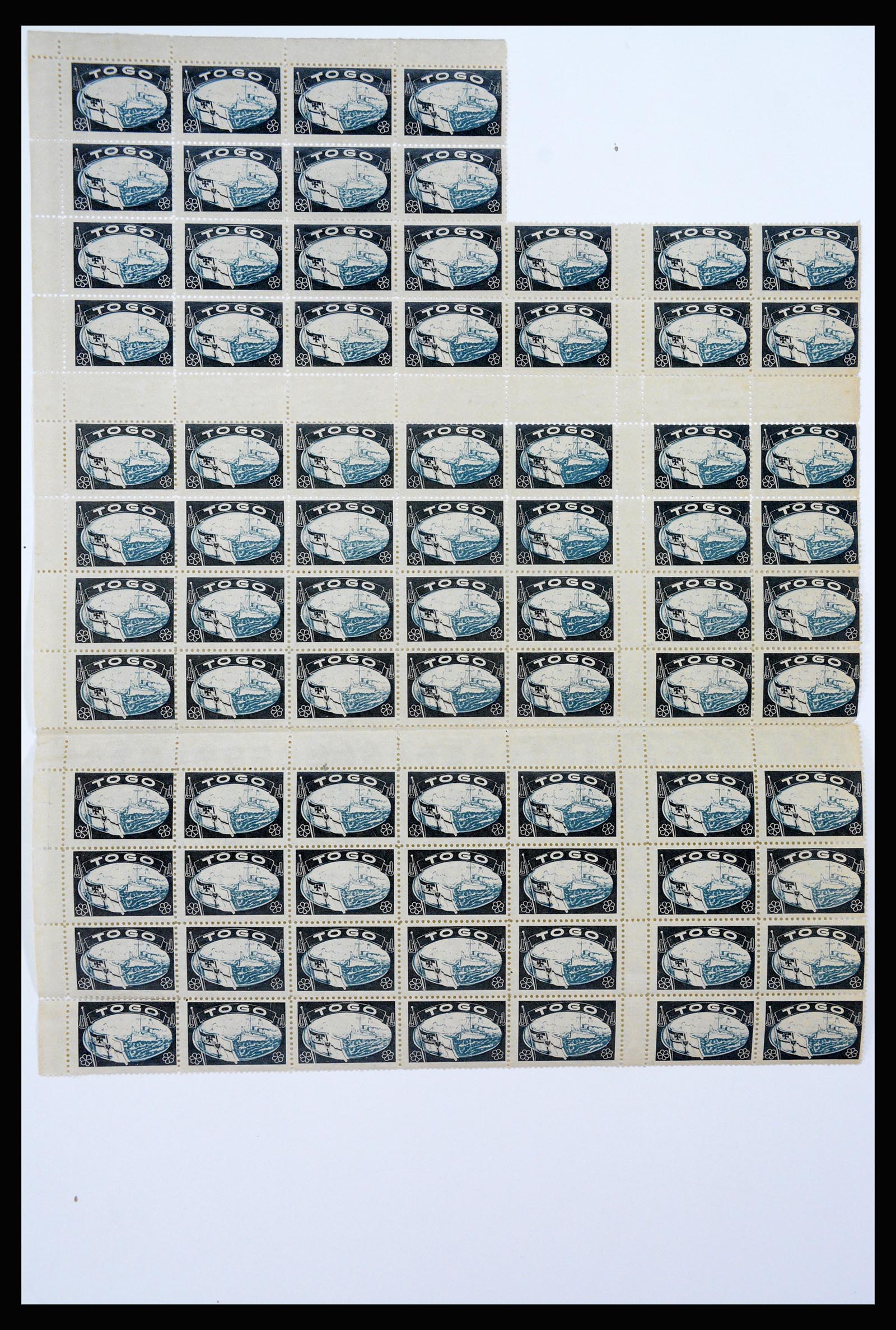 37194 007 - Stamp collection 37194 German Colonies mourning stamps.