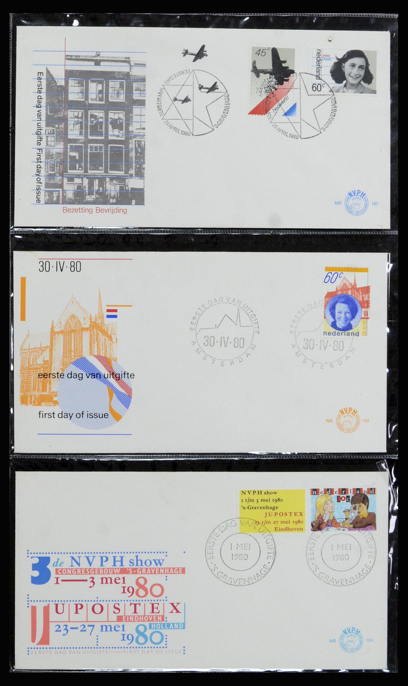 37197 067 - Postzegelverzameling 37197 Nederland FDC's 1950-2004.