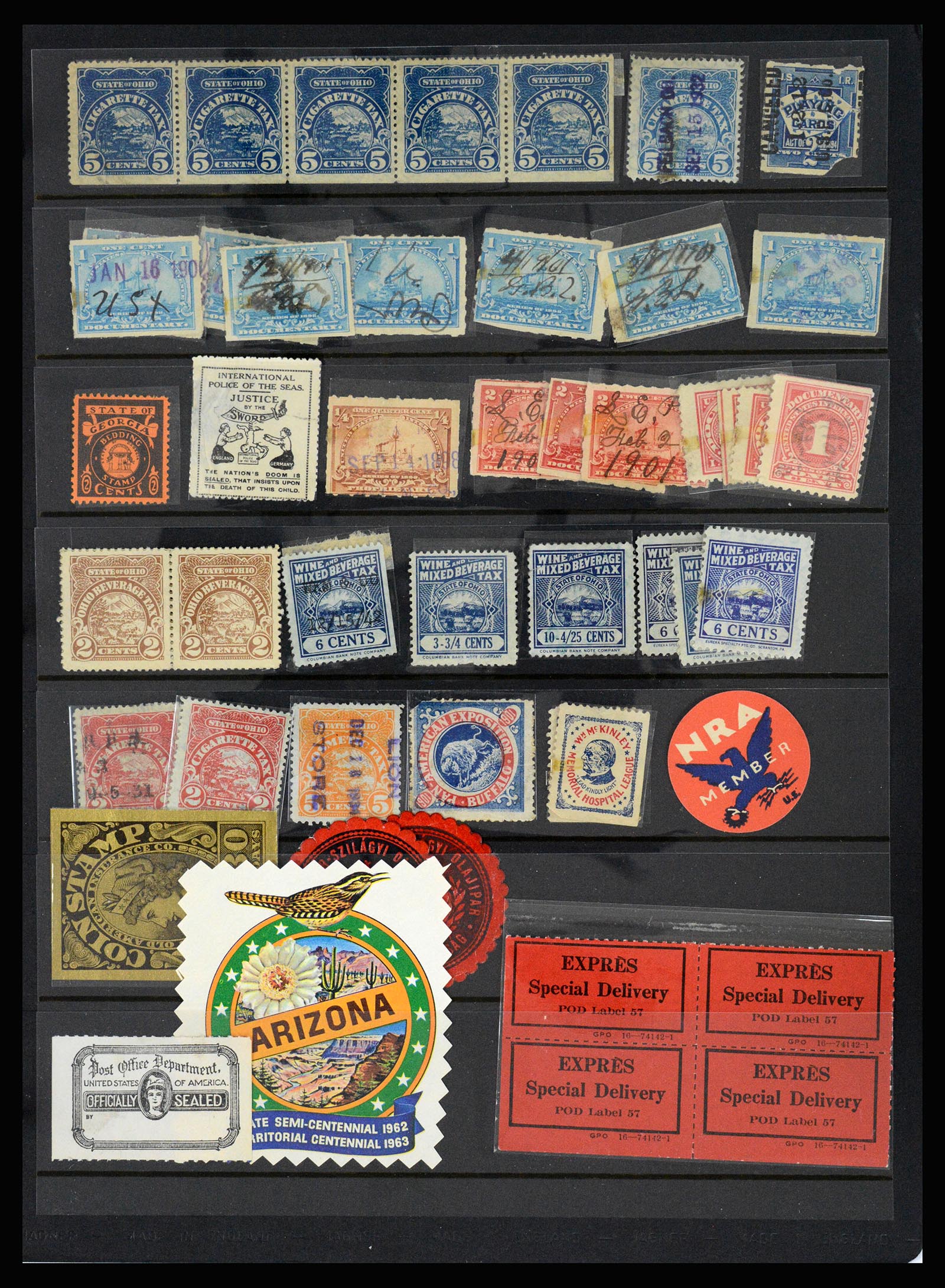 37200 264 - Stamp collection 37200 USA supercollection 1847-1969.