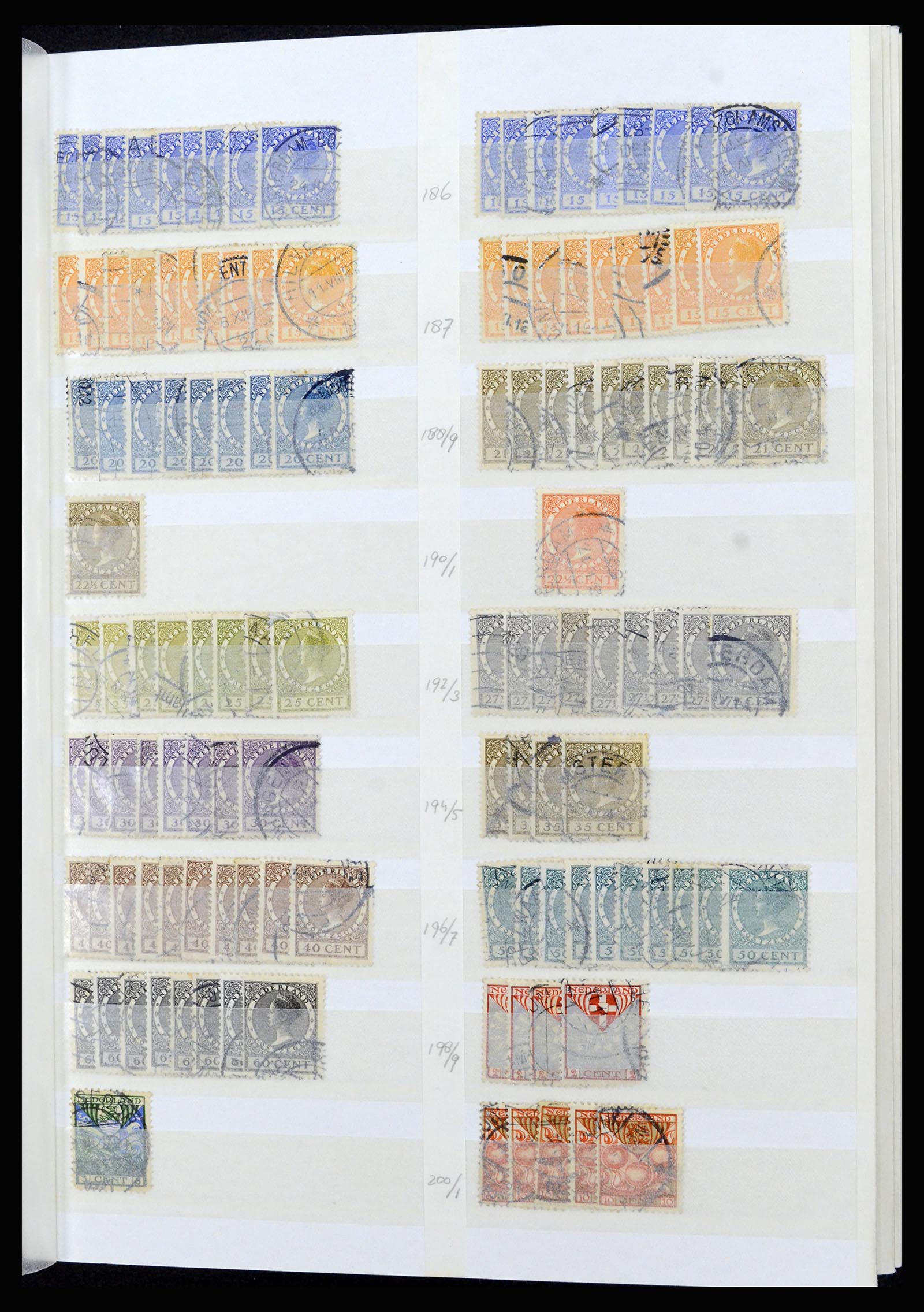 37218 017 - Postzegelverzameling 37218 Nederland 1852-1967.
