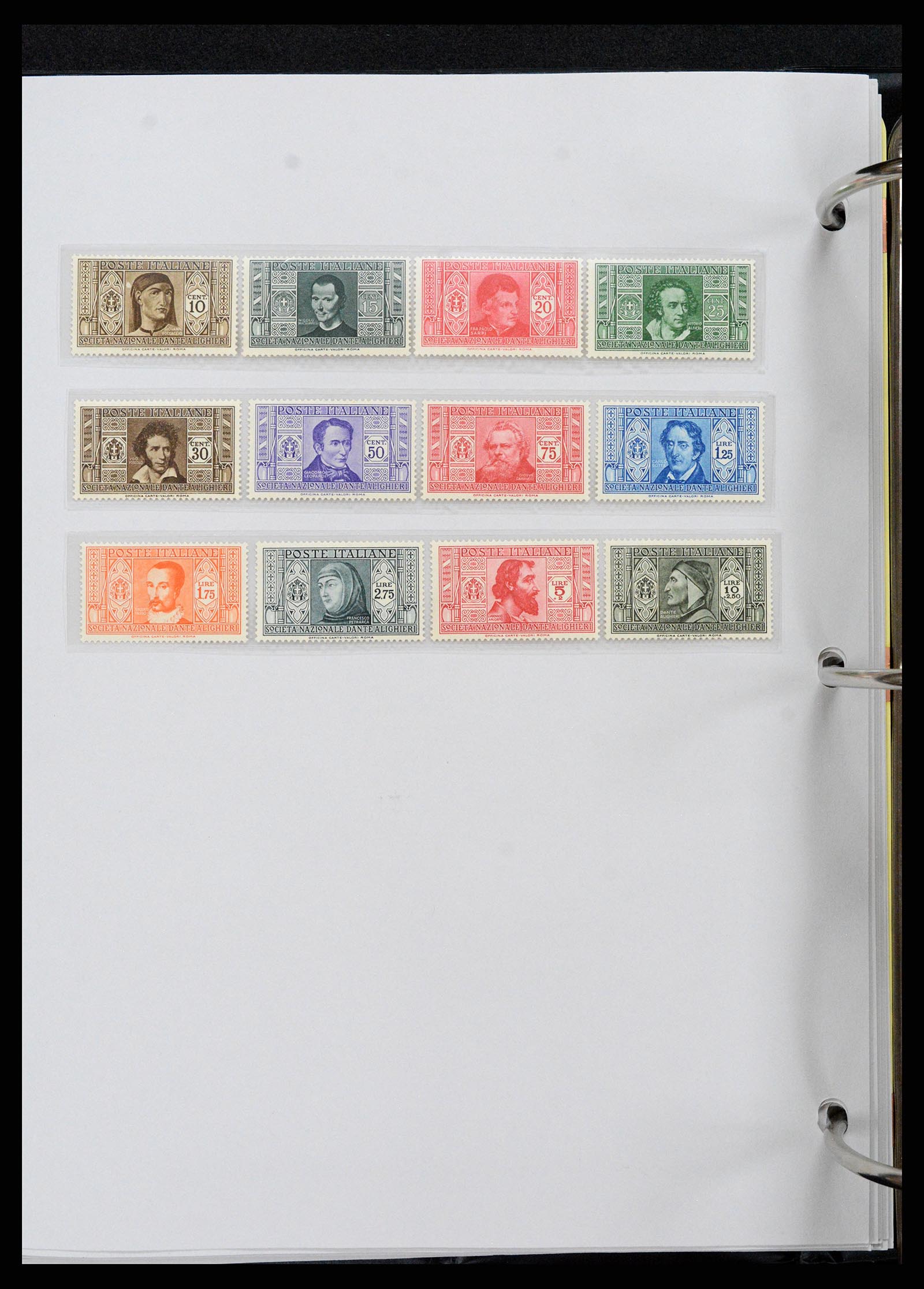 37230 023 - Postzegelverzameling 37230 Italië en gebieden 1862-1990.
