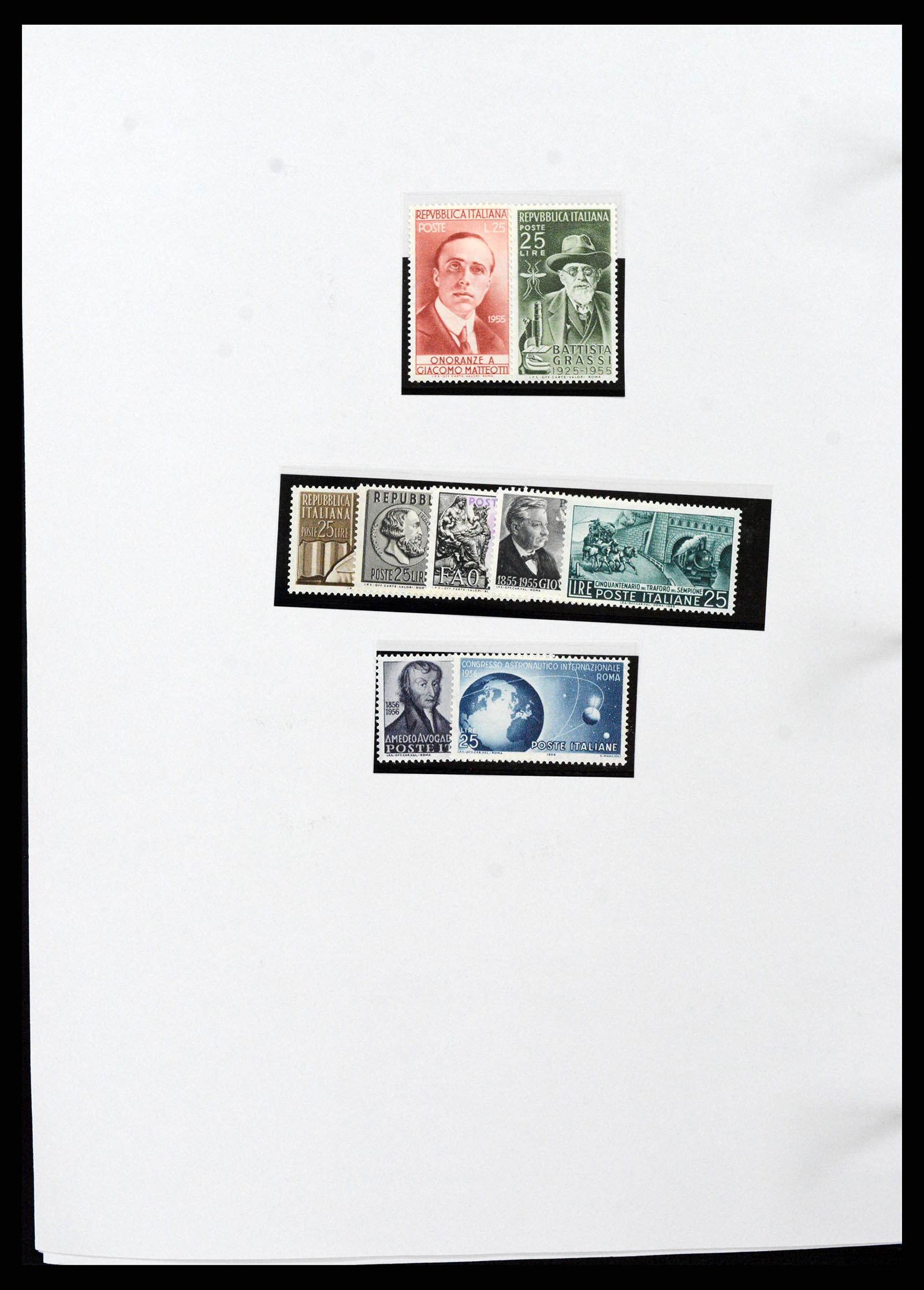 37230 068 - Postzegelverzameling 37230 Italië en gebieden 1862-1990.