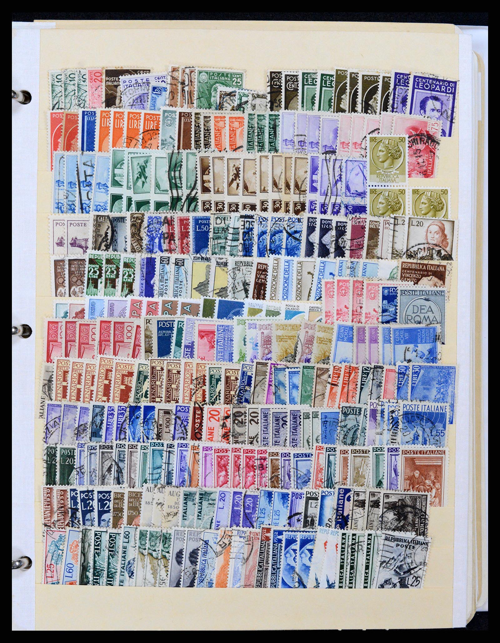 37230 296 - Postzegelverzameling 37230 Italië en gebieden 1862-1990.