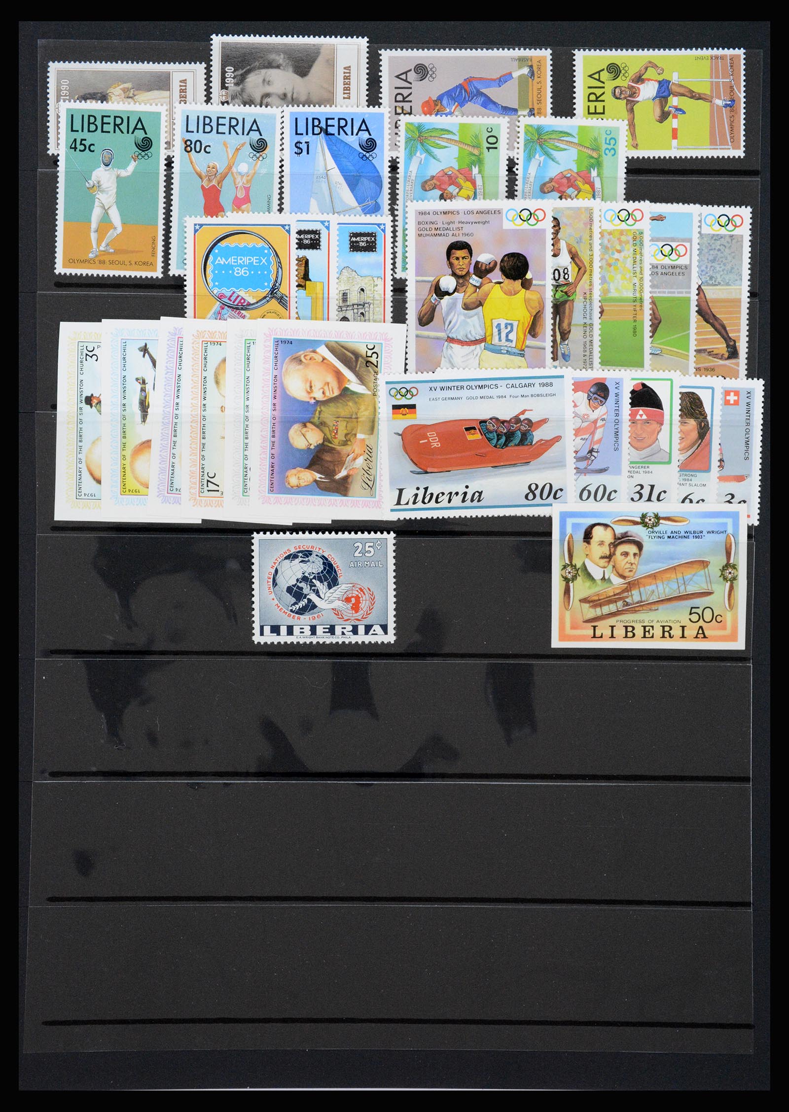 37234 069 - Postzegelverzameling 37234 Liberia 1860-1990.