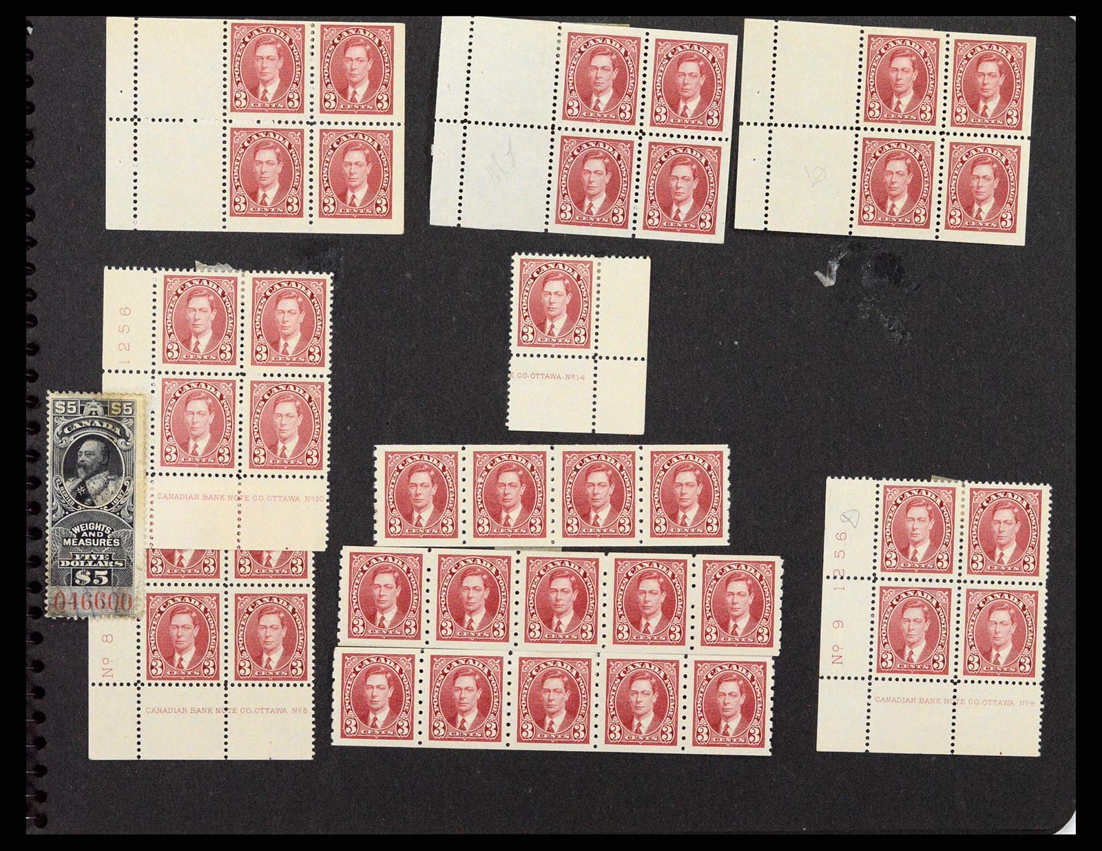 37243 069 - Postzegelverzameling 37243 Canada 1868-1955.