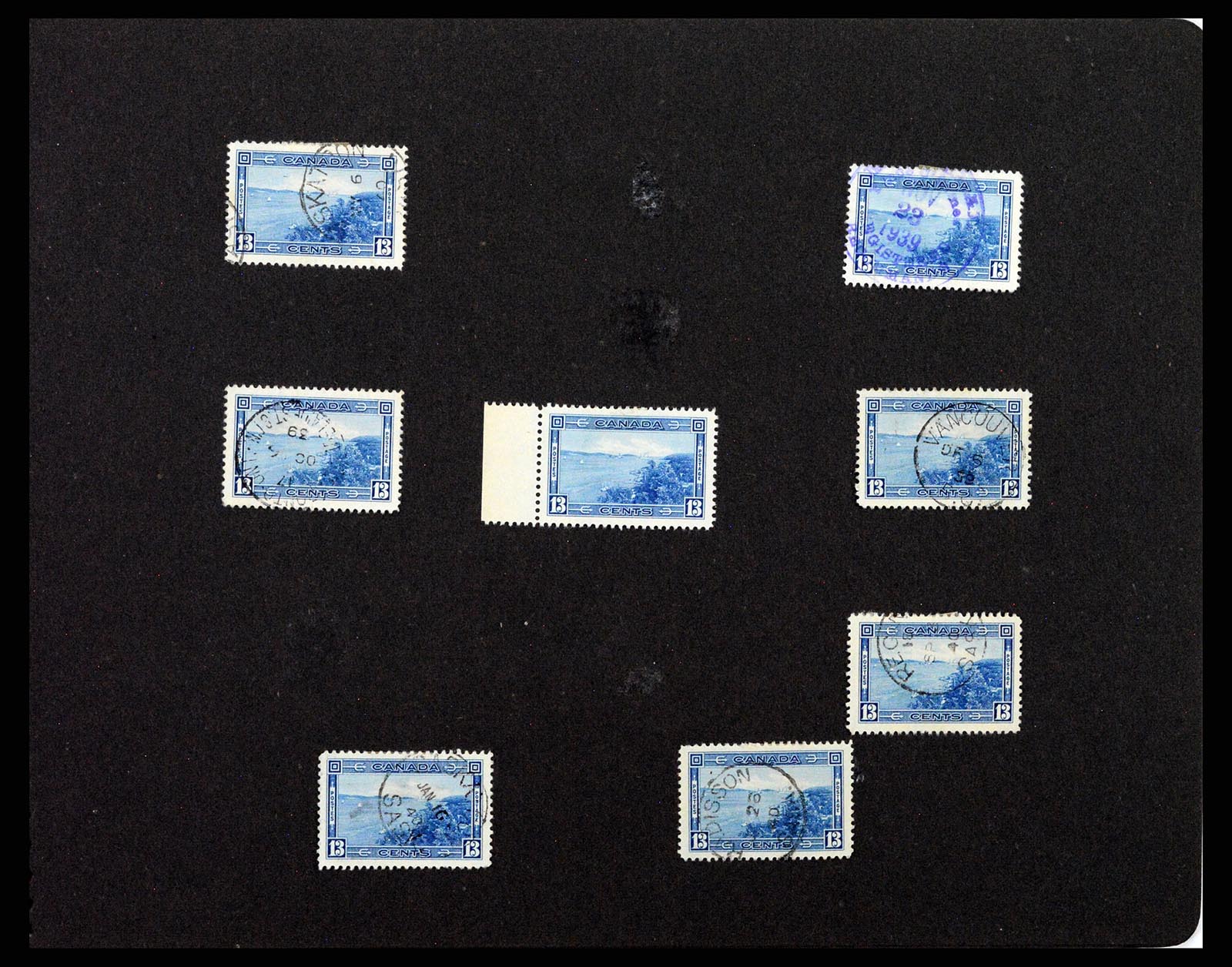 37243 074 - Postzegelverzameling 37243 Canada 1868-1955.