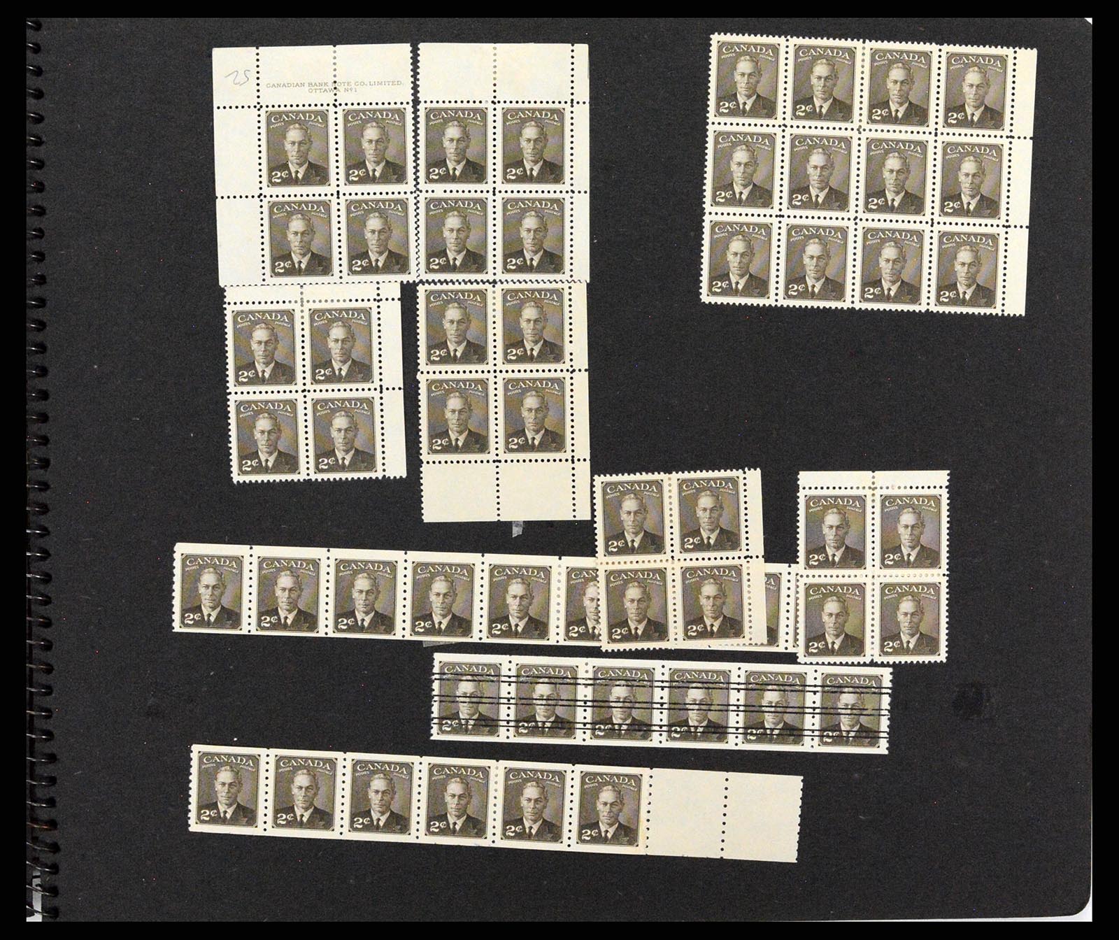 37243 079 - Postzegelverzameling 37243 Canada 1868-1955.