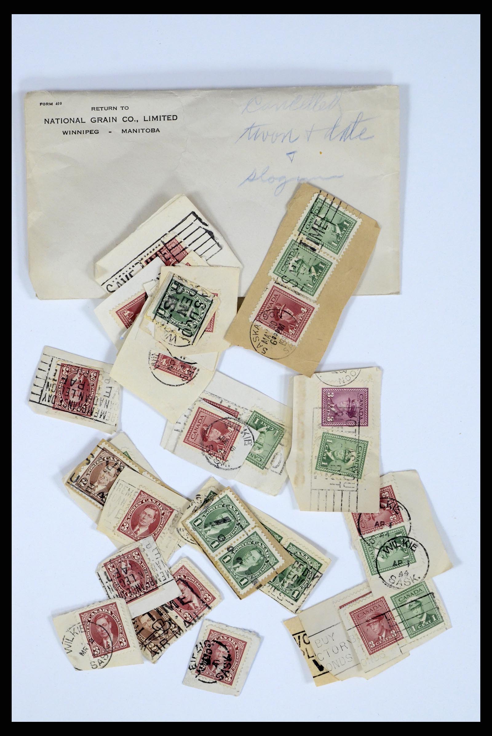 37243 394 - Postzegelverzameling 37243 Canada 1868-1955.