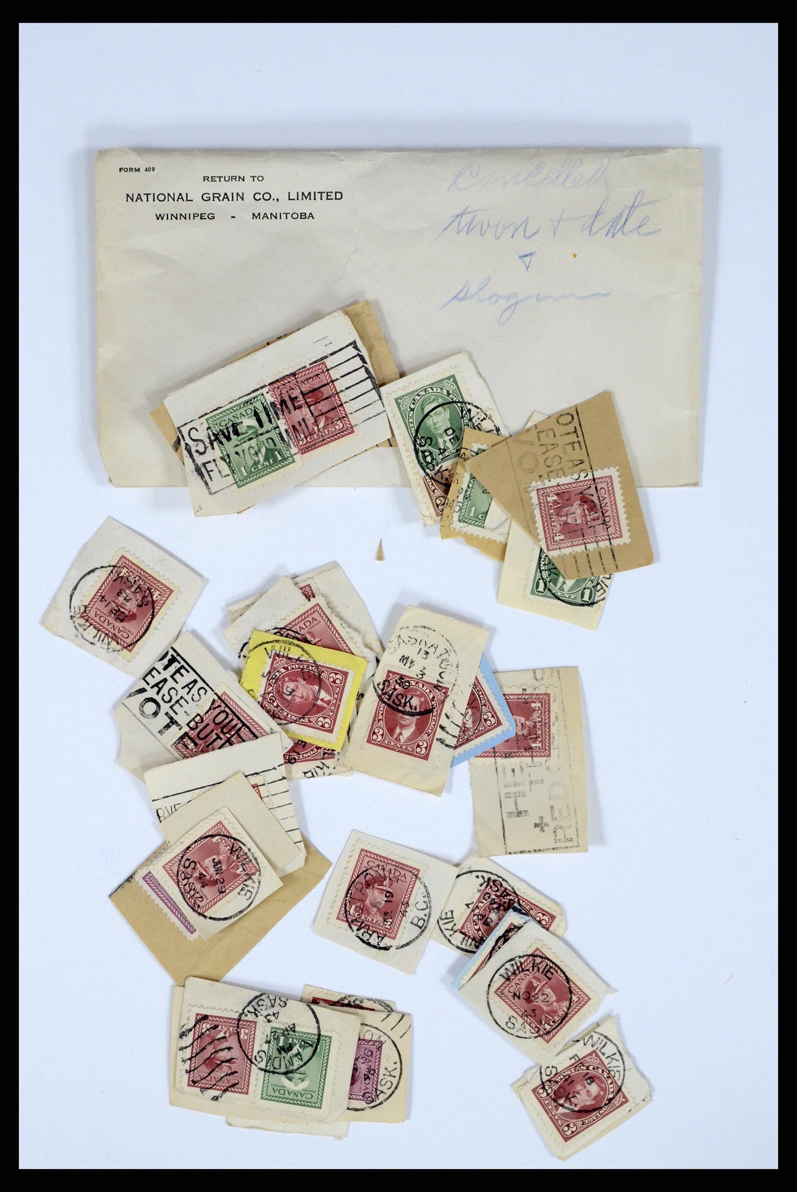 37243 395 - Postzegelverzameling 37243 Canada 1868-1955.