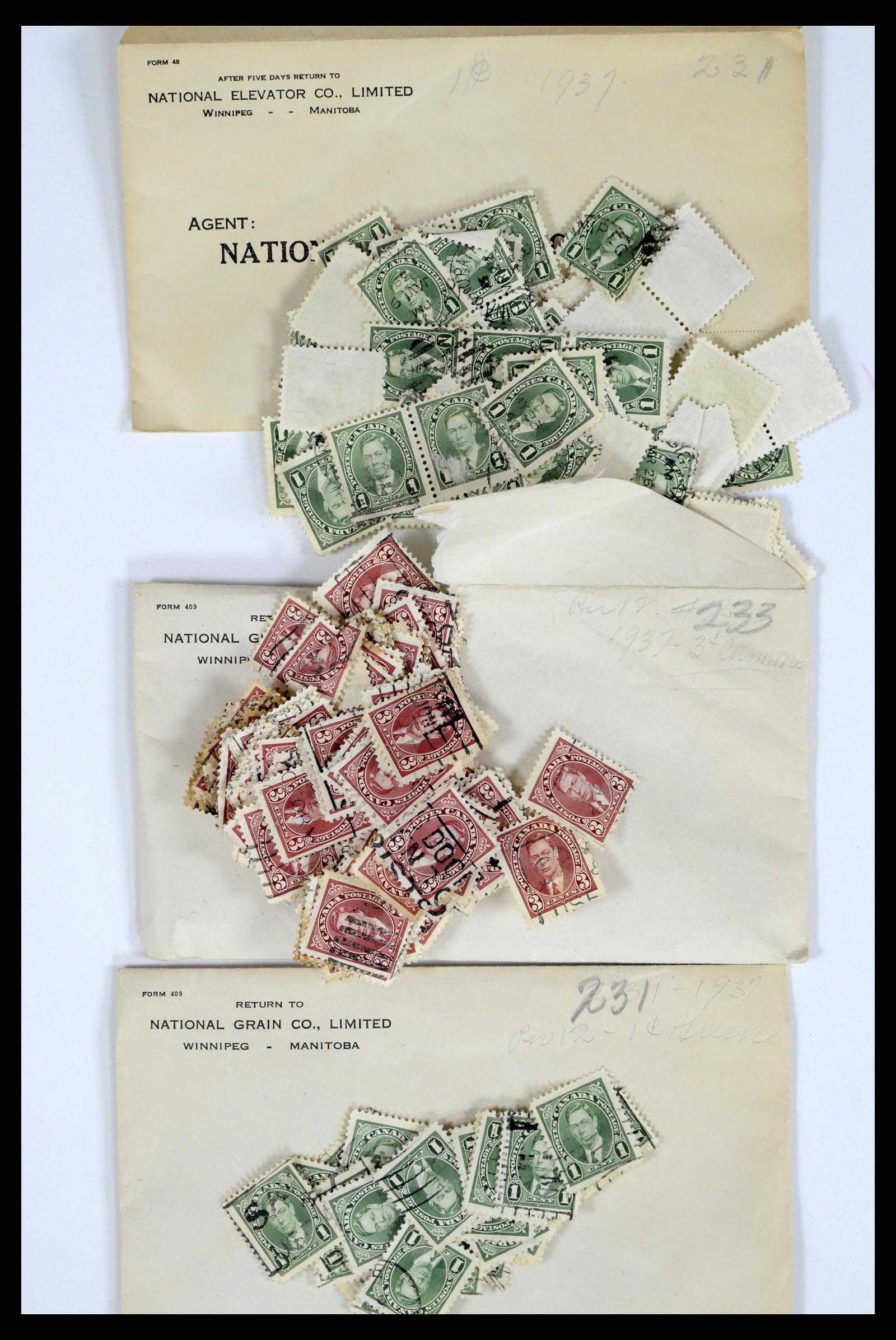 37243 427 - Postzegelverzameling 37243 Canada 1868-1955.