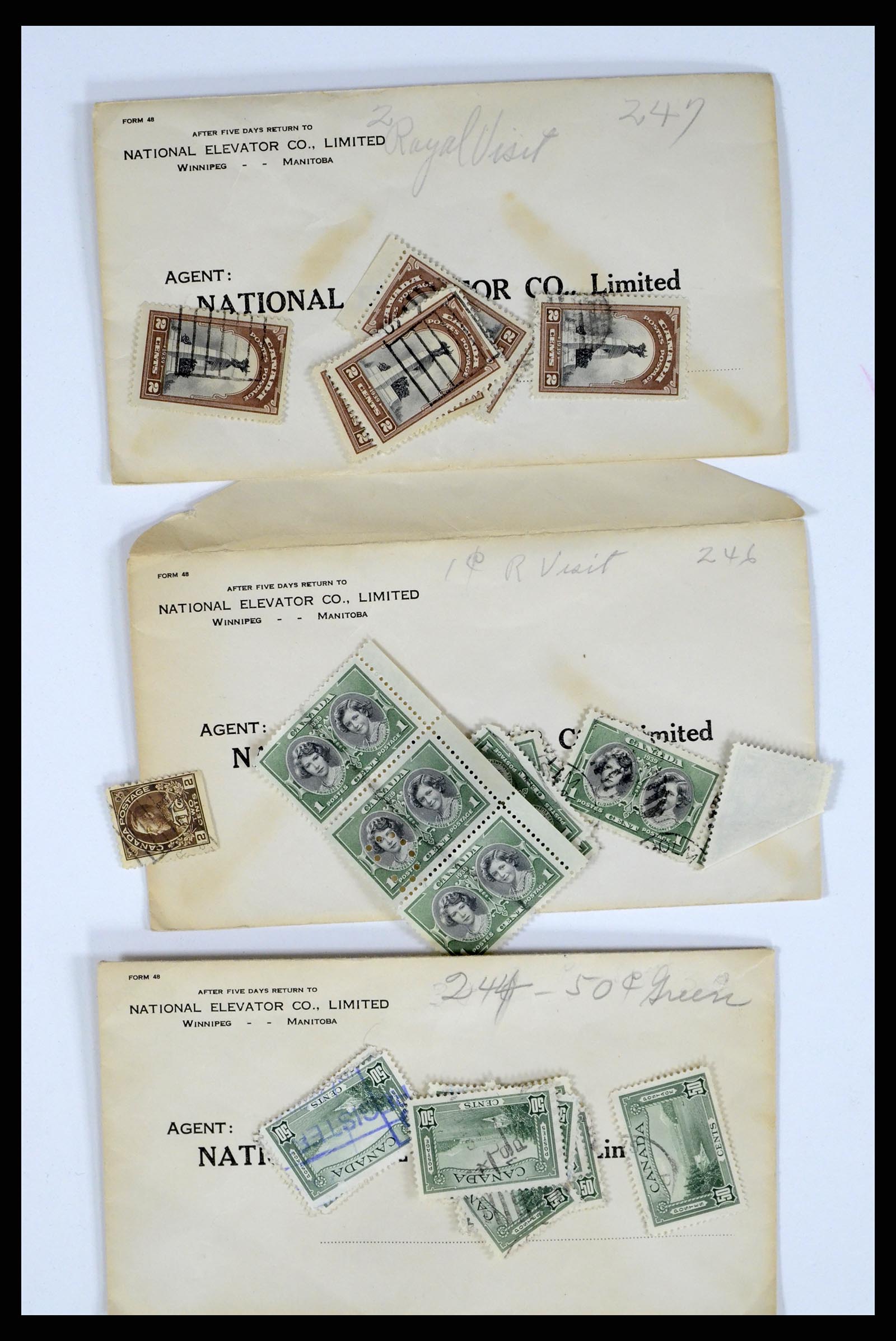 37243 435 - Postzegelverzameling 37243 Canada 1868-1955.
