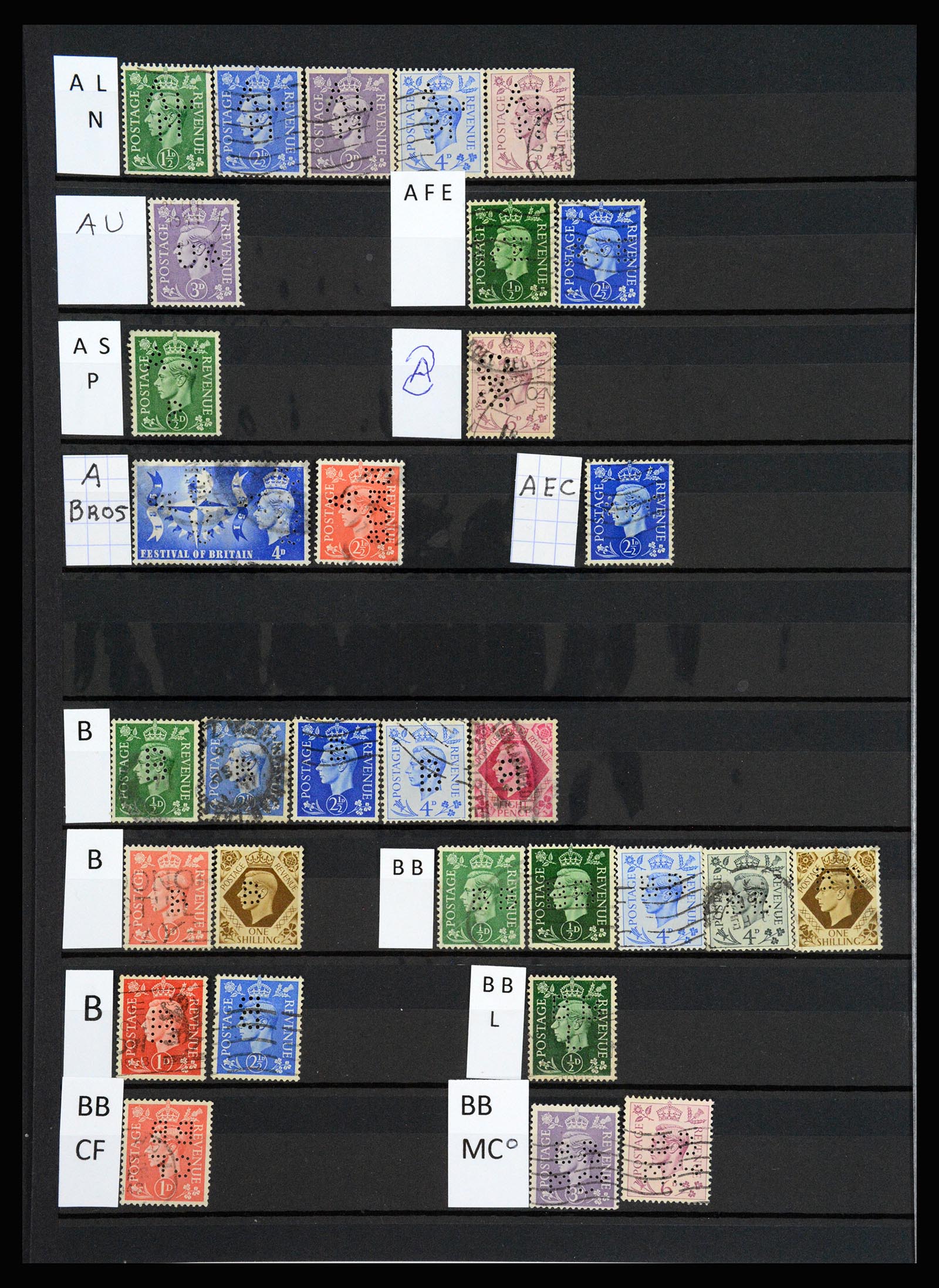 37248 002 - Postzegelverzameling 37248 Engeland perfins George VI 1936-1952.