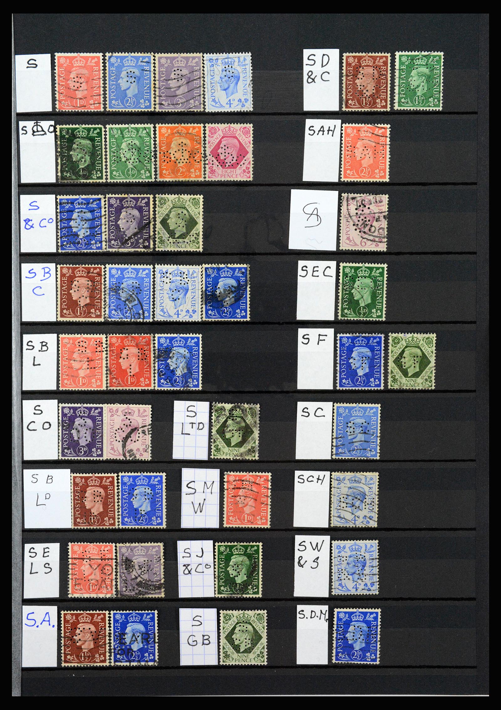 37248 021 - Postzegelverzameling 37248 Engeland perfins George VI 1936-1952.