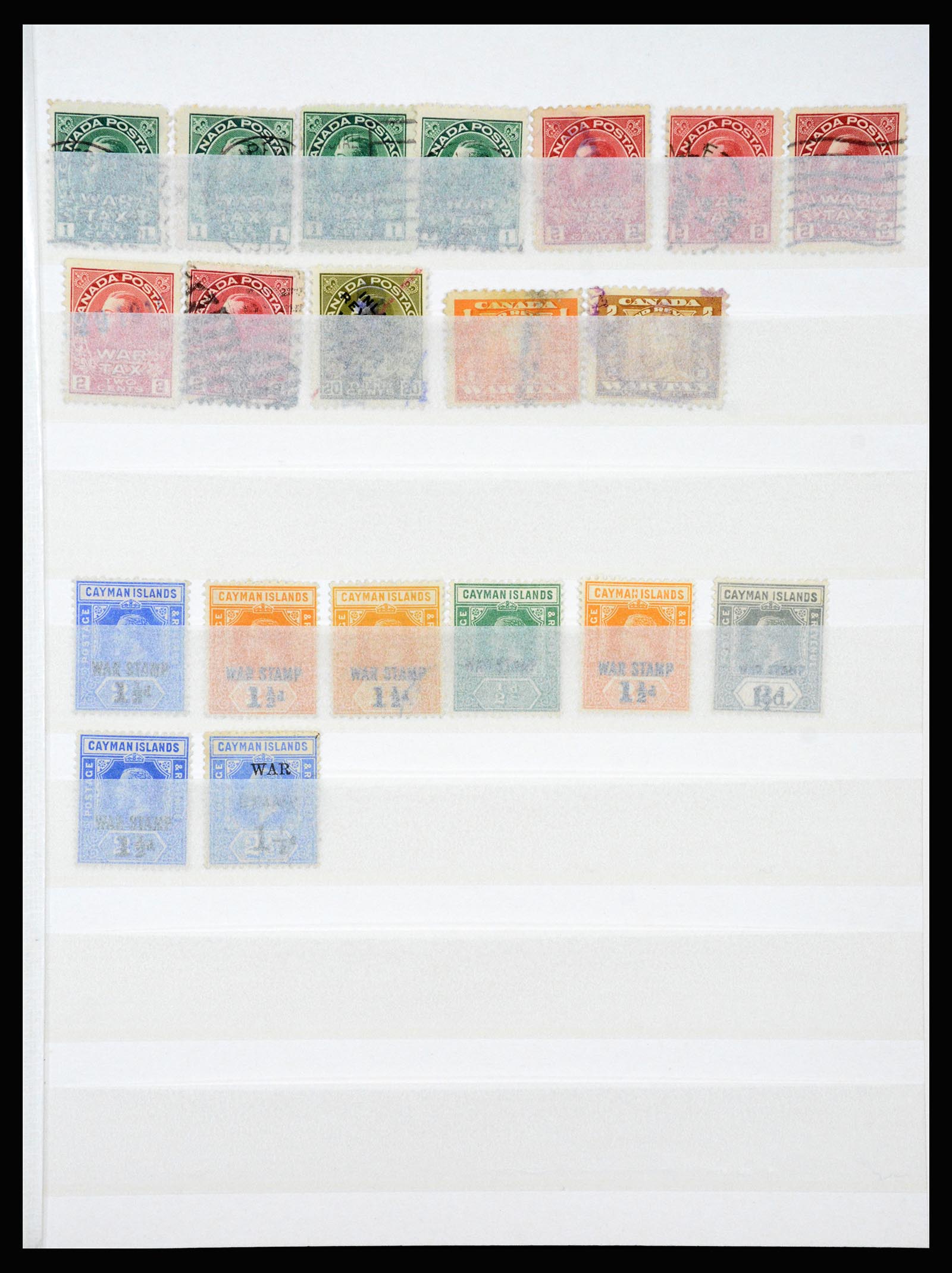 37249 005 - Postzegelverzameling 37249 Engelse koloniën War Tax 1915-1919.