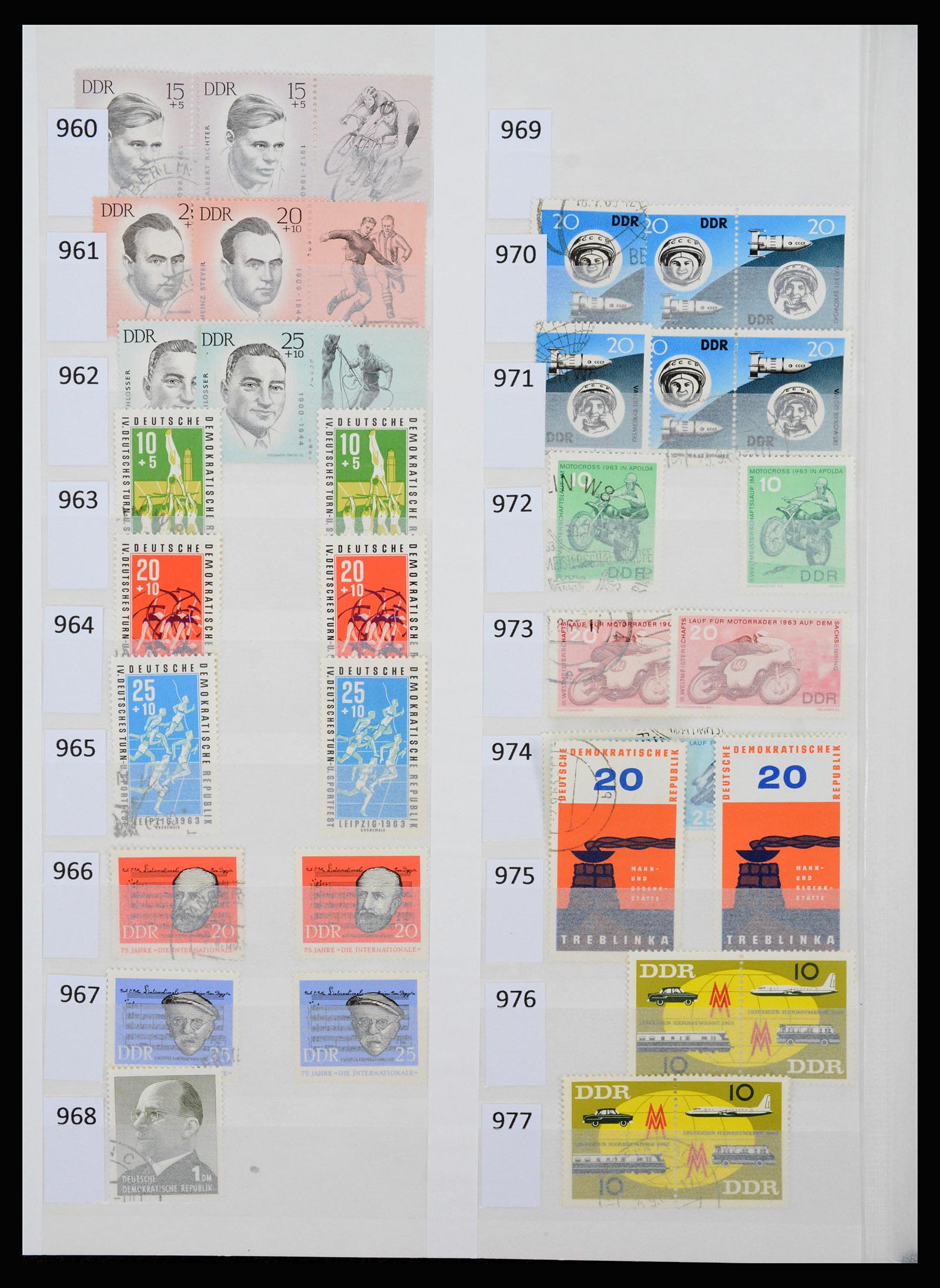 37253 041 - Postzegelverzameling 37253 DDR 1949-1990.