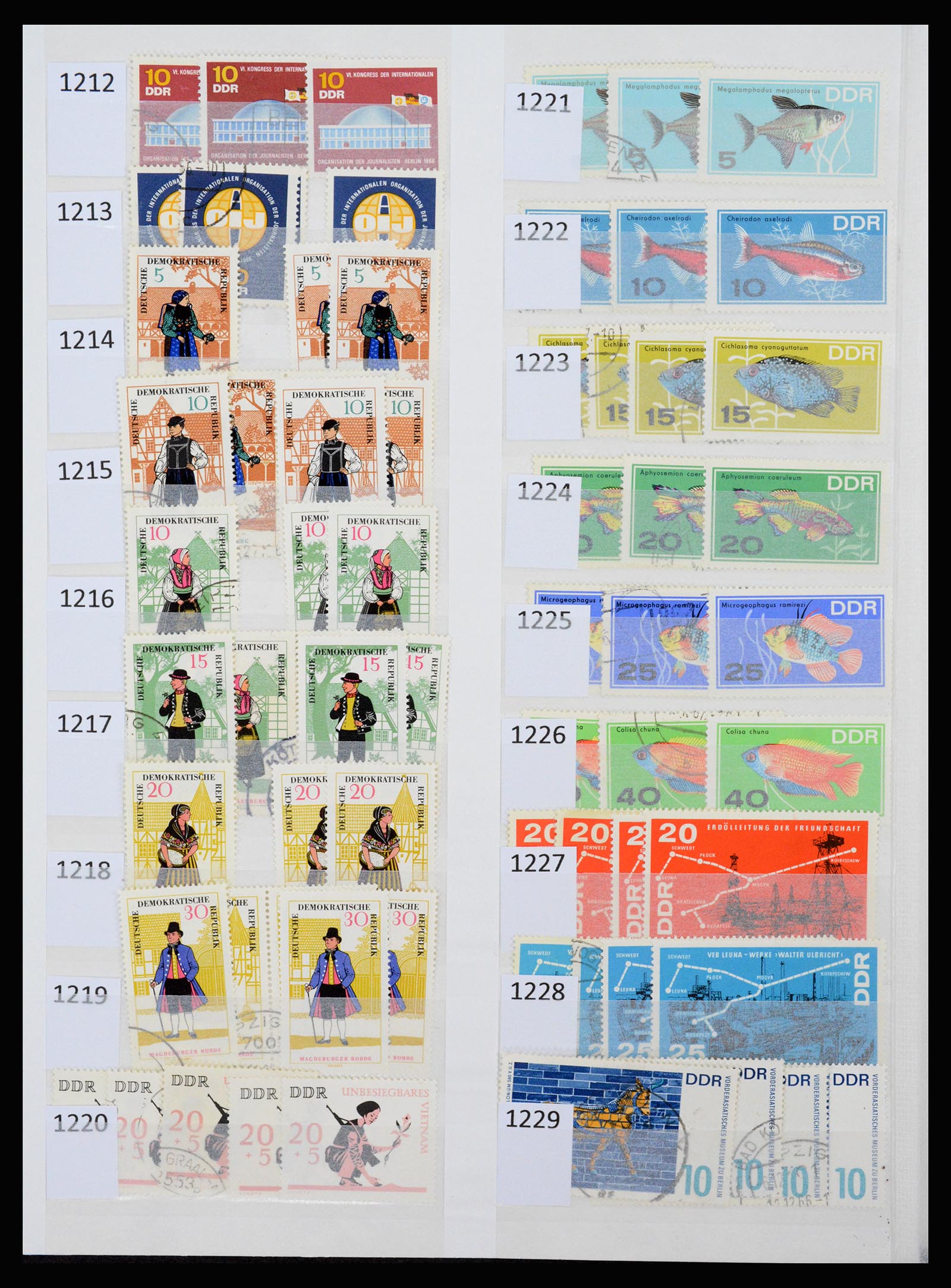 37253 056 - Stamp collection 37253 GDR 1949-1990.