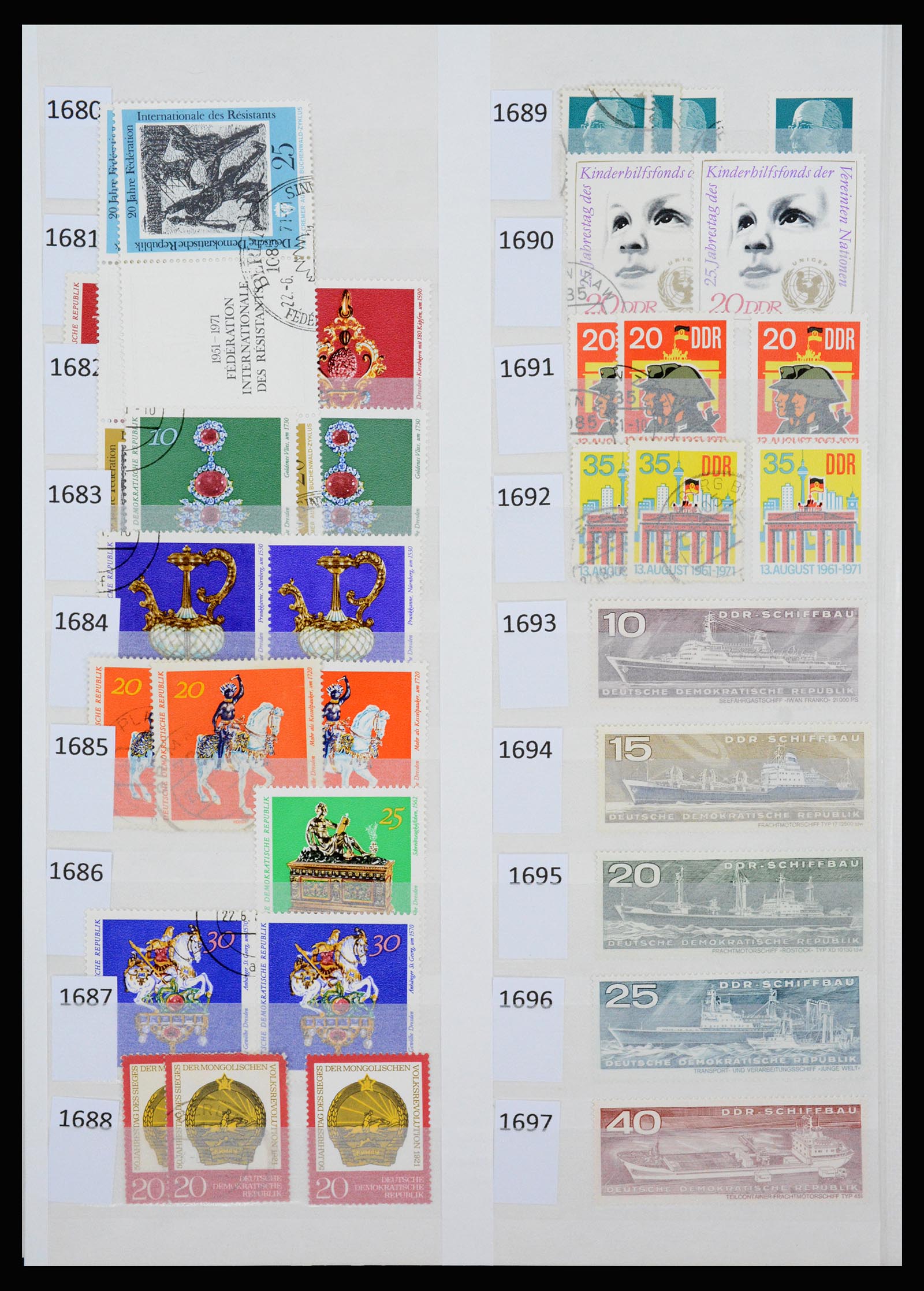 37253 083 - Postzegelverzameling 37253 DDR 1949-1990.