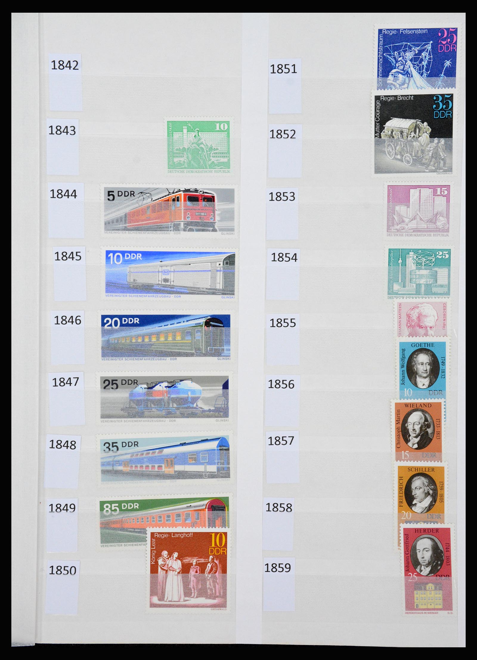 37253 092 - Postzegelverzameling 37253 DDR 1949-1990.