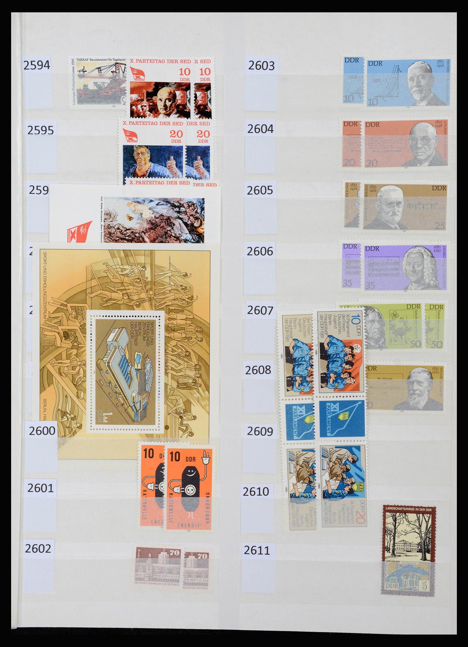 37253 133 - Postzegelverzameling 37253 DDR 1949-1990.