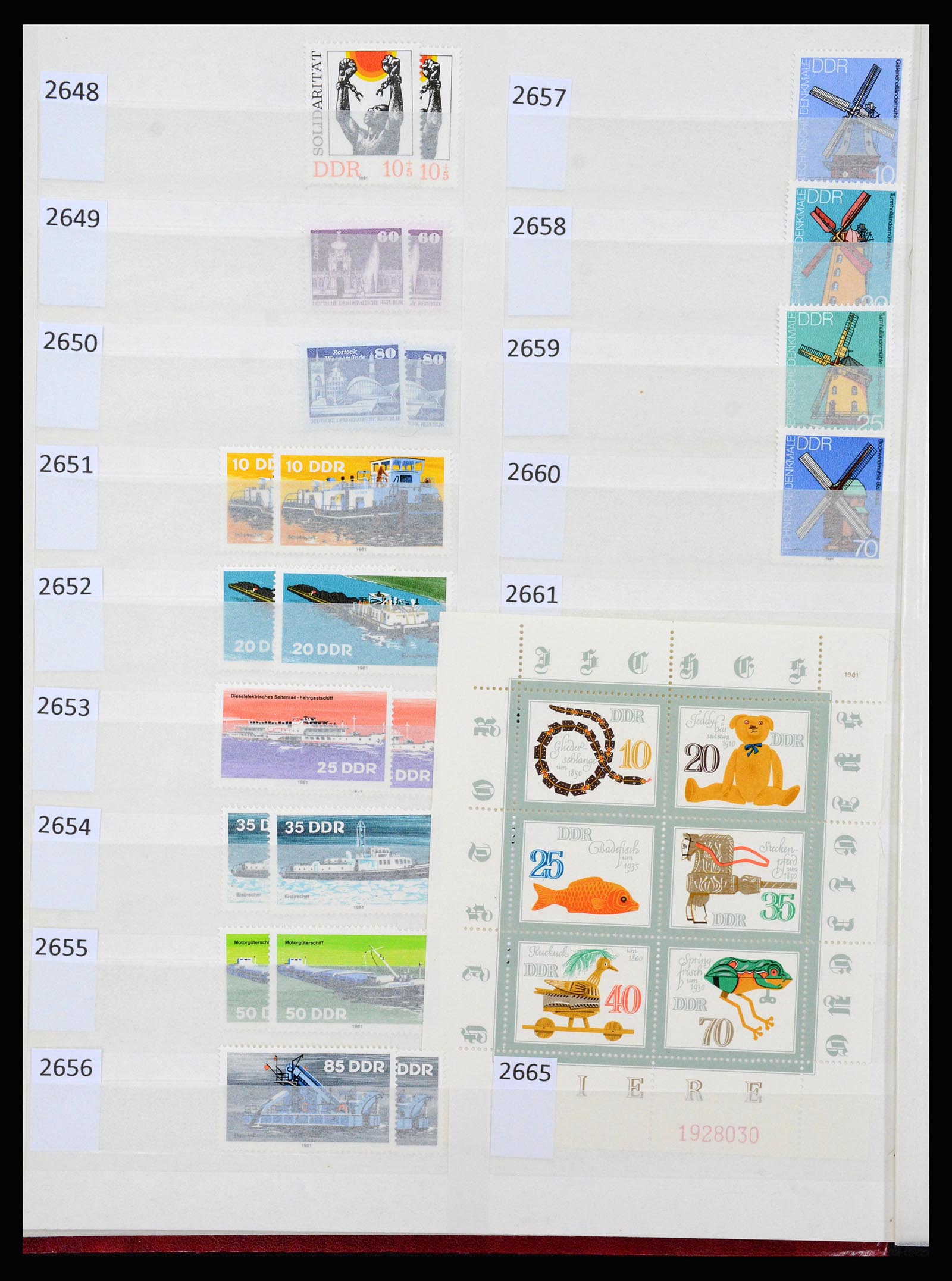 37253 136 - Postzegelverzameling 37253 DDR 1949-1990.