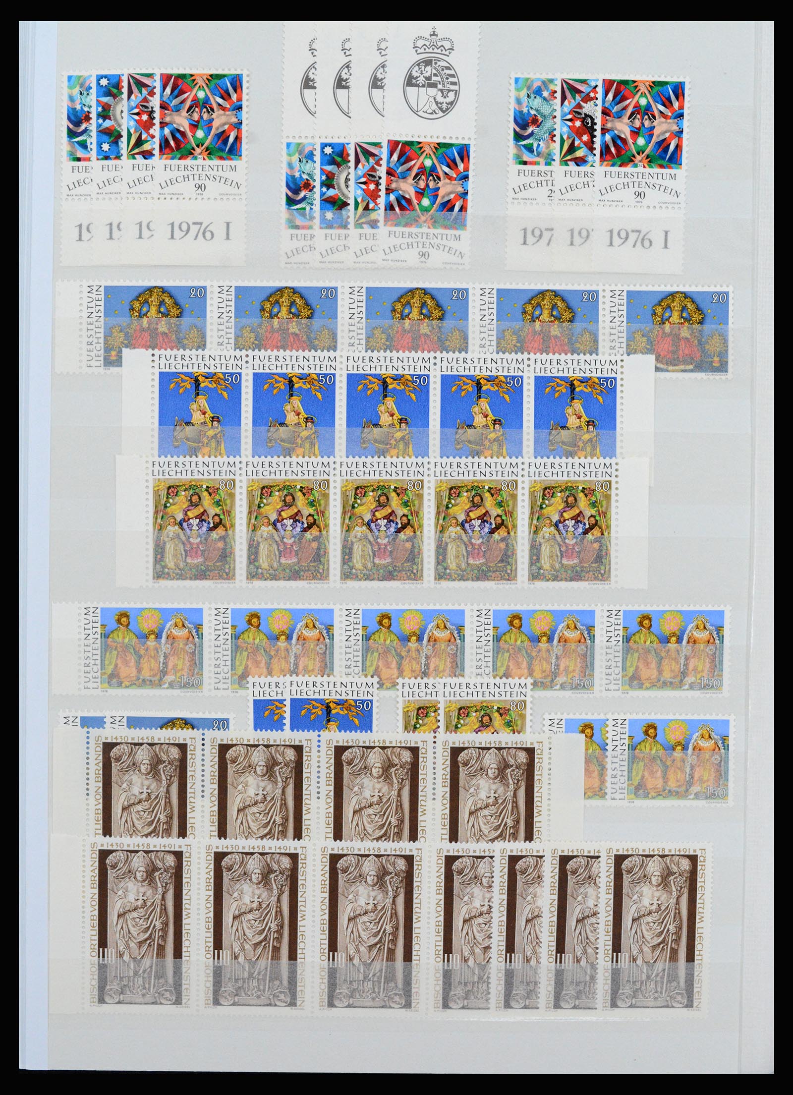 37261 044 - Postzegelverzameling 37261 Liechtenstein 1961-1995.