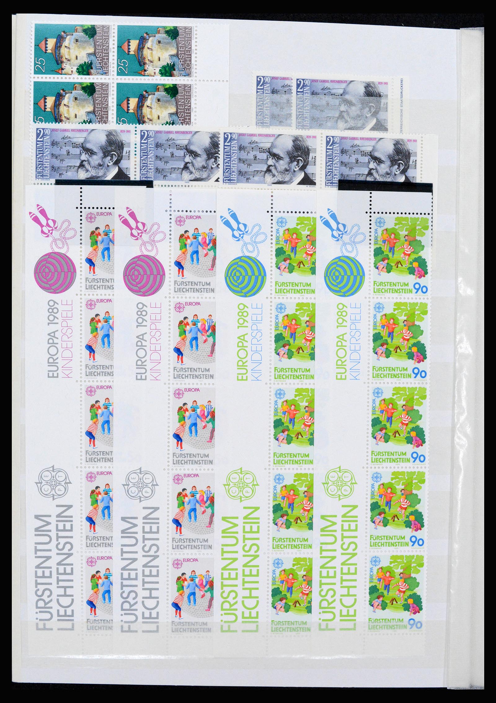 37261 092 - Stamp collection 37261 Liechtenstein 1961-1995.