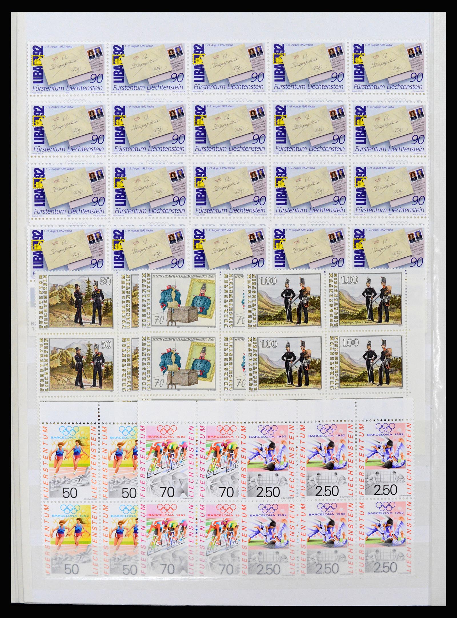 37261 106 - Postzegelverzameling 37261 Liechtenstein 1961-1995.