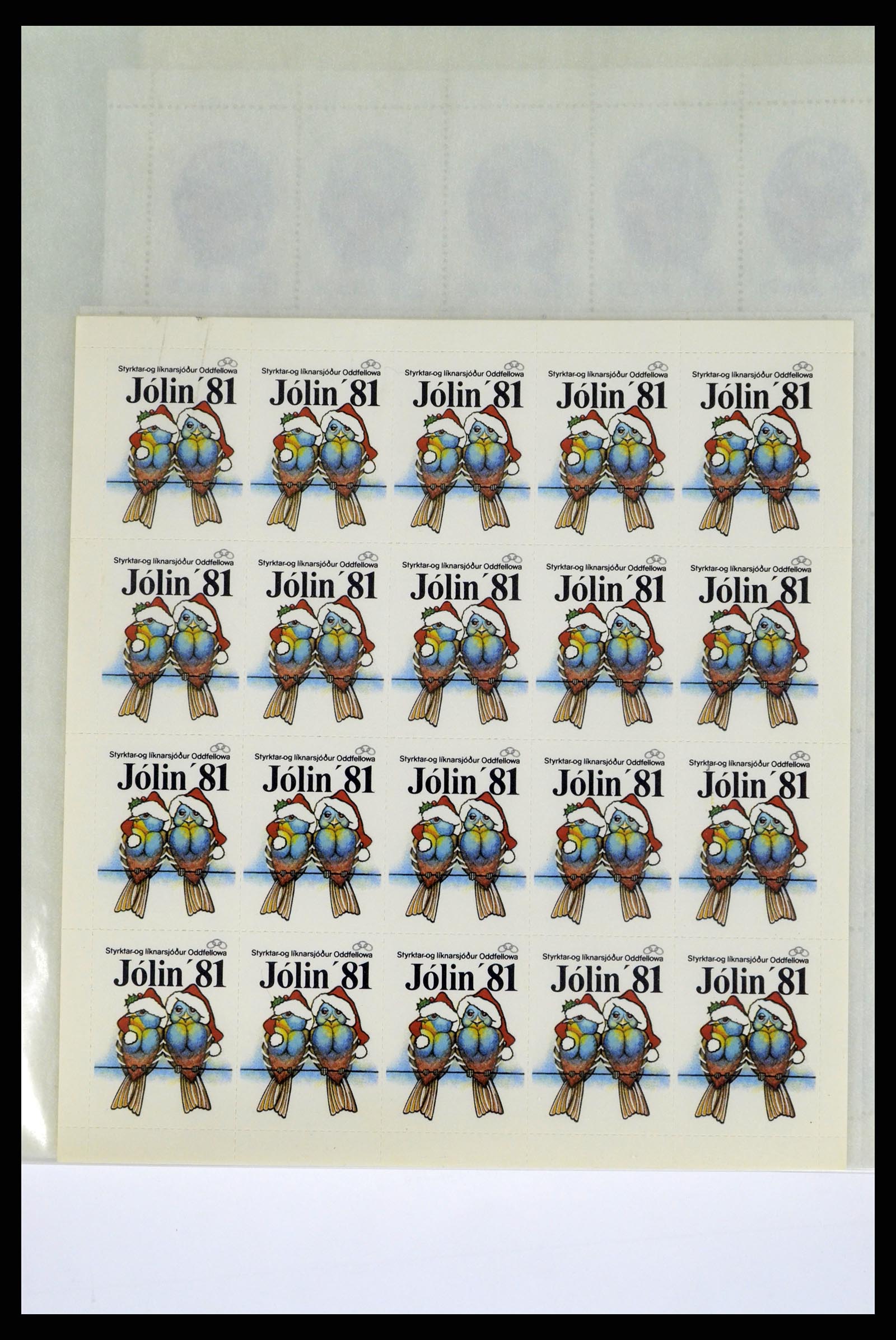 37305 993 - Stamp collection 37305 Scandinavi julstamps from 1904.
