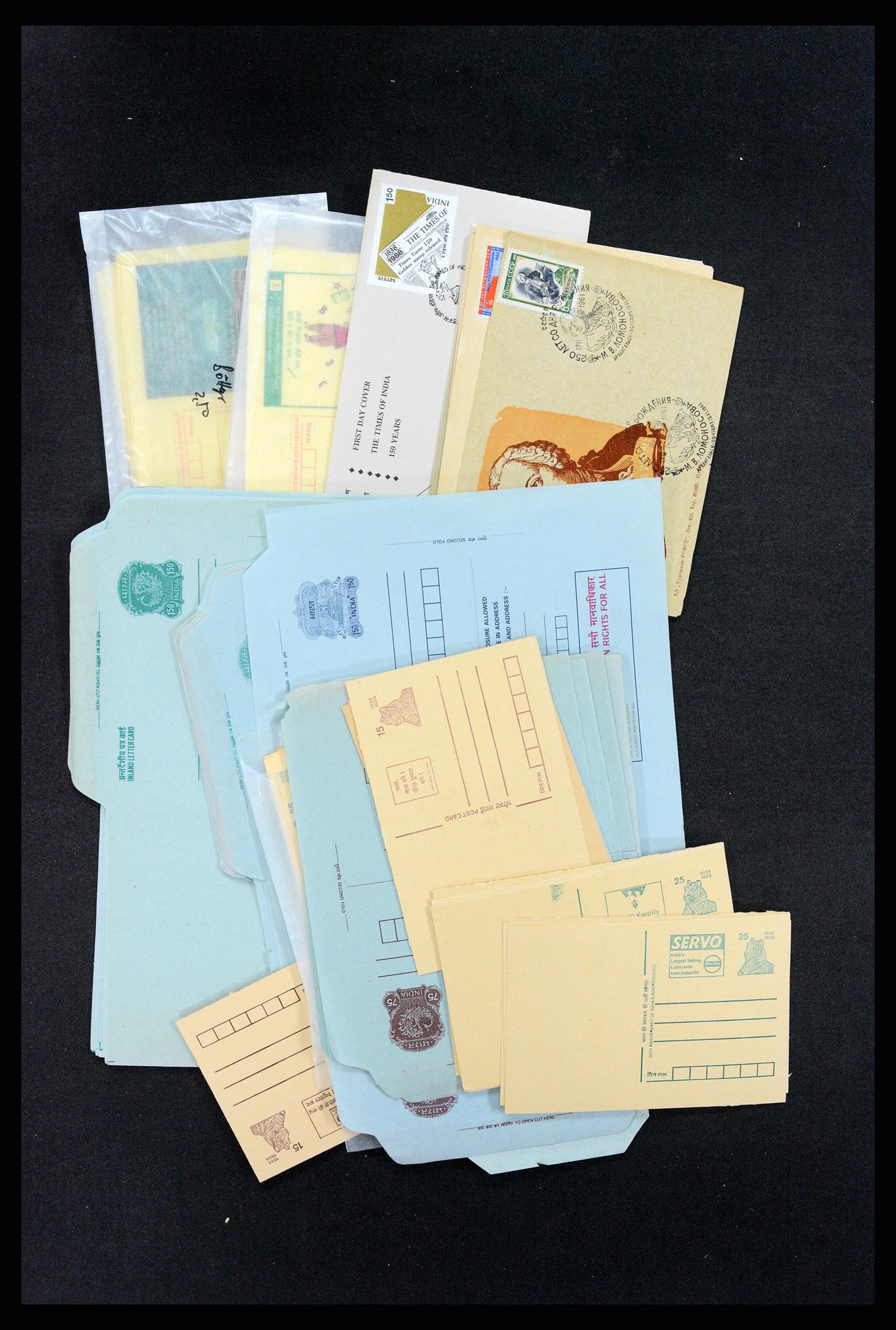 37309 007 - Postzegelverzameling 37309 India postwaardestukken 1947-2000.