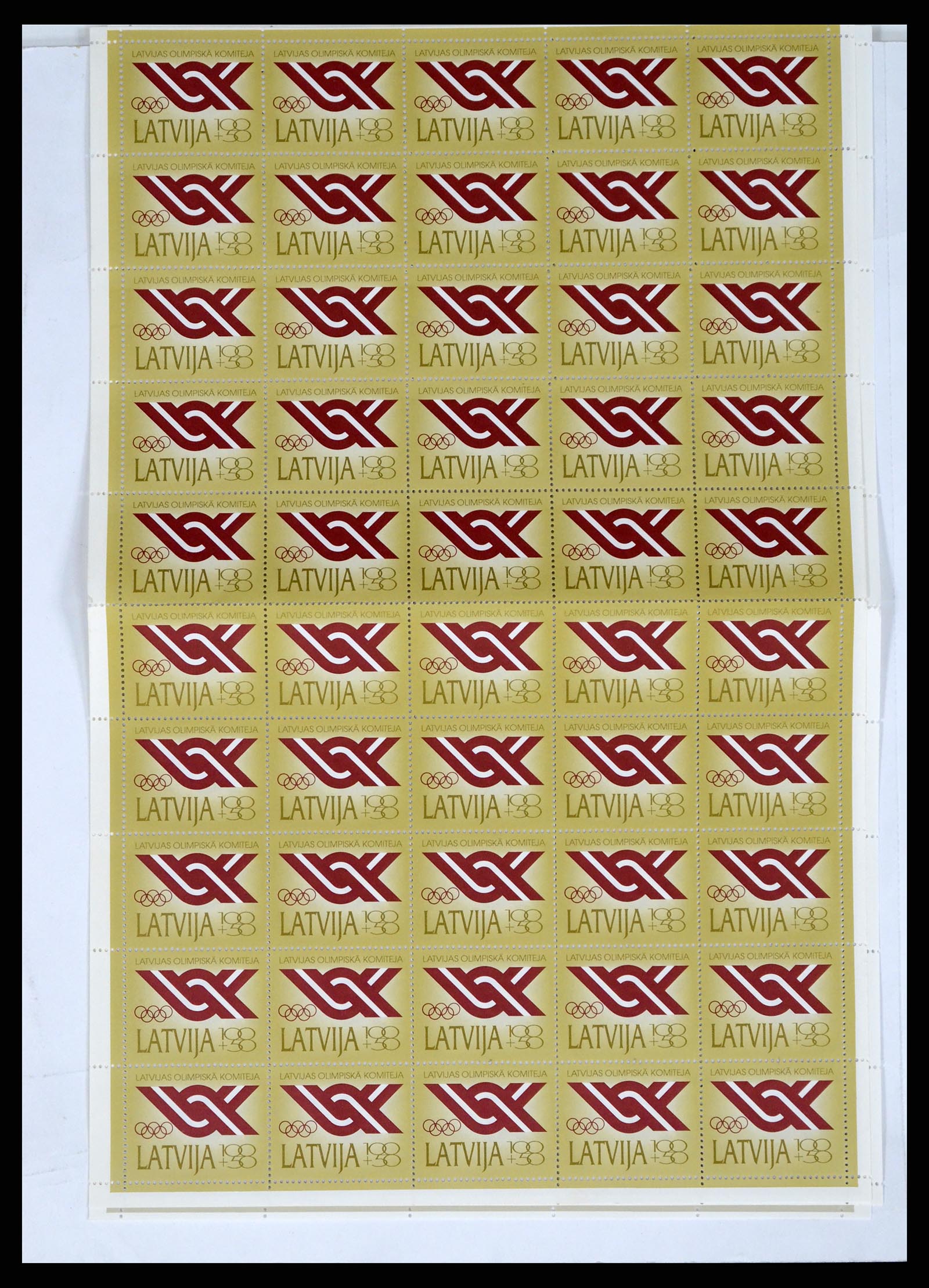37312 016 - Postzegelverzameling 37312 Letland en Litouwen 1990-2000.