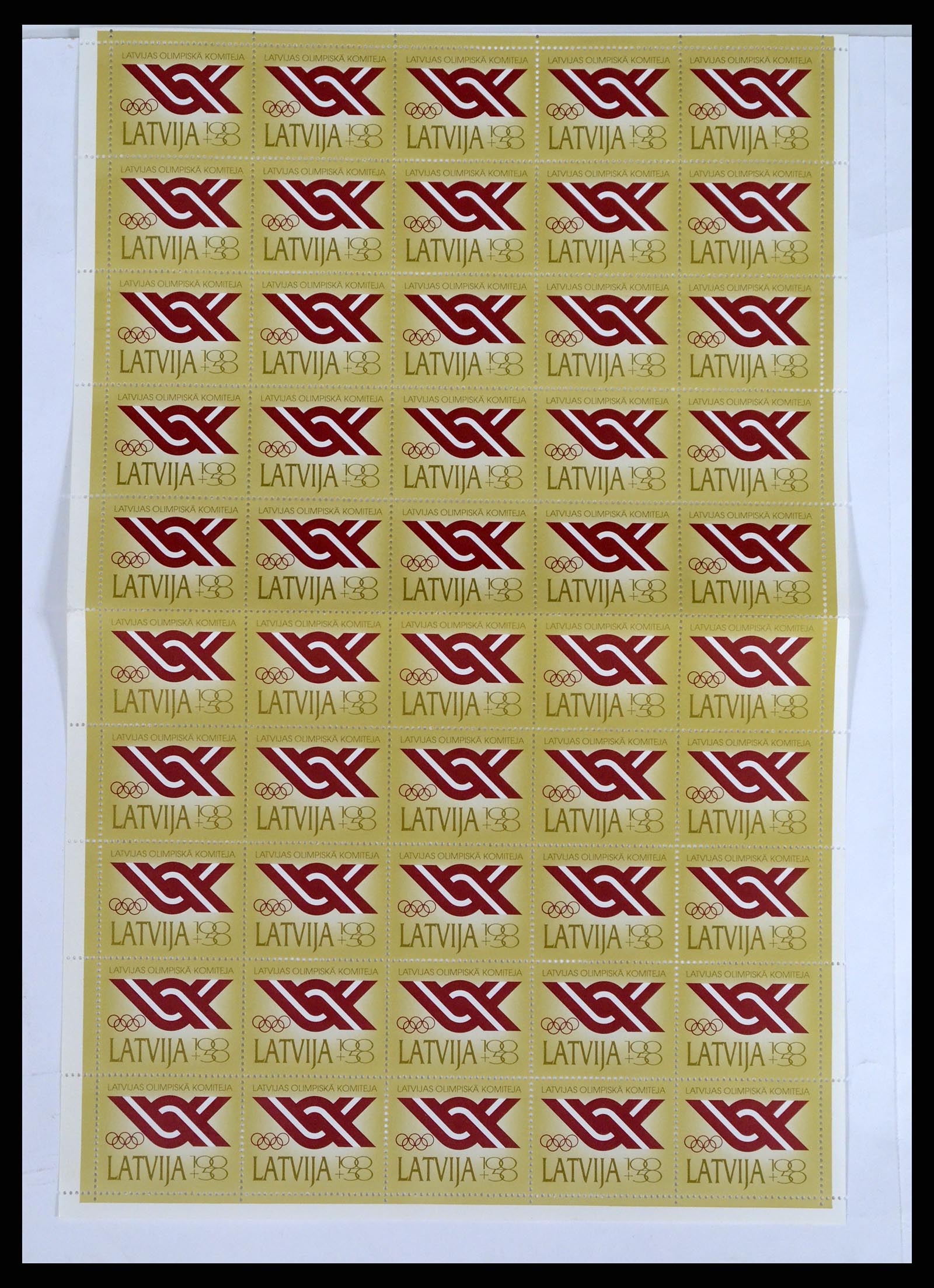37312 017 - Postzegelverzameling 37312 Letland en Litouwen 1990-2000.