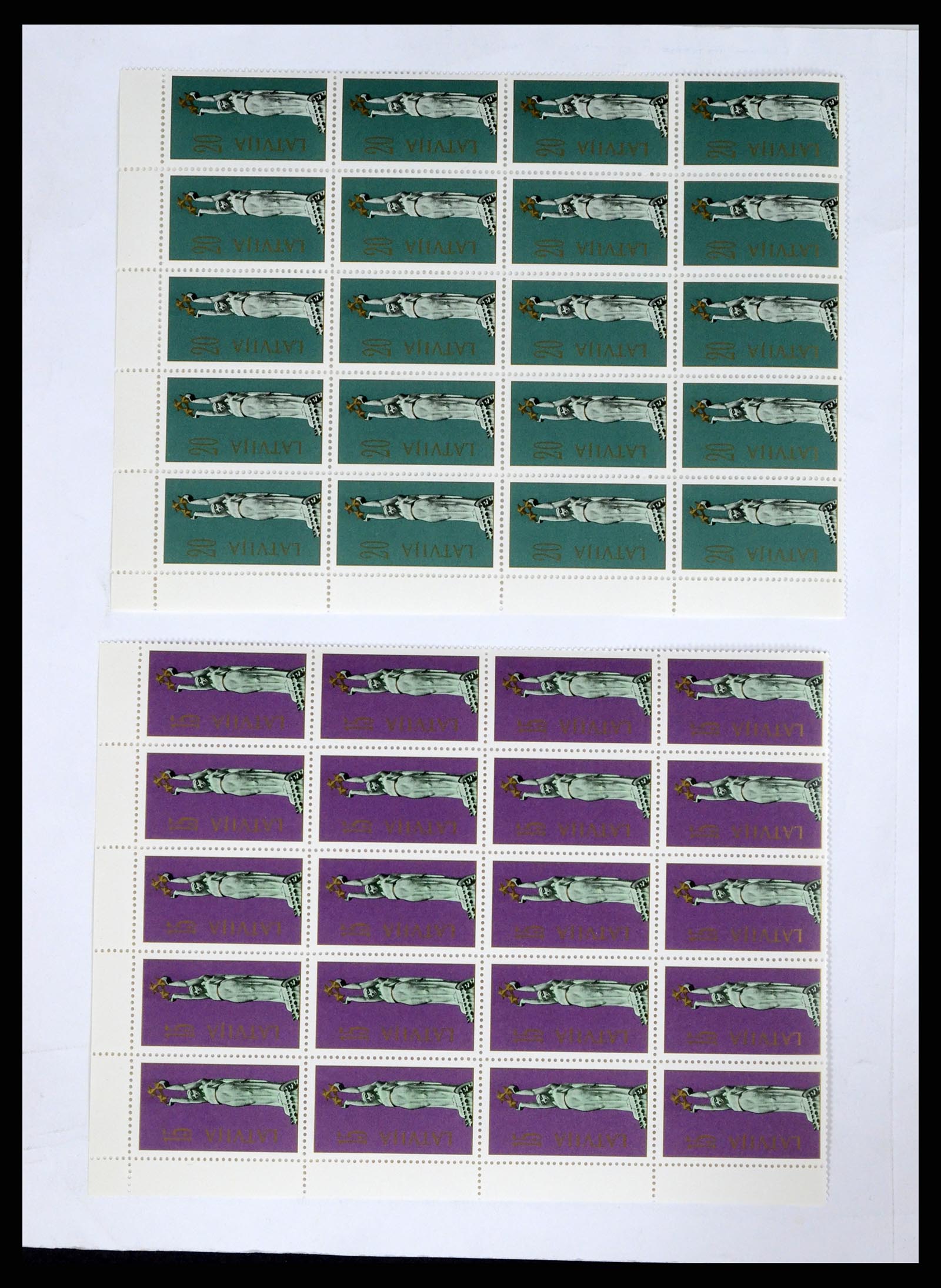 37312 029 - Postzegelverzameling 37312 Letland en Litouwen 1990-2000.