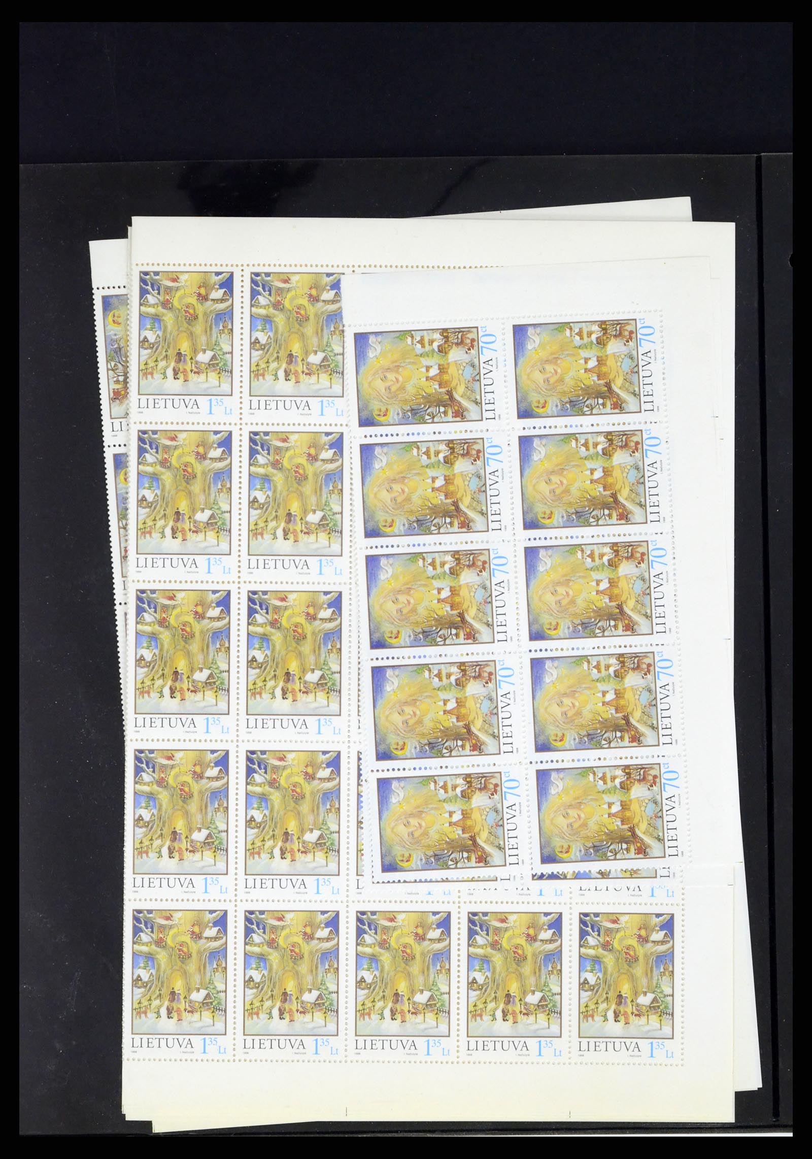 37312 081 - Postzegelverzameling 37312 Letland en Litouwen 1990-2000.