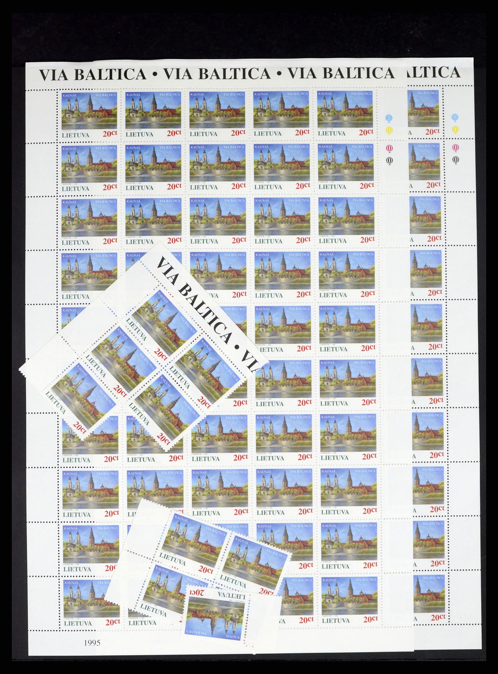 37312 169 - Postzegelverzameling 37312 Letland en Litouwen 1990-2000.