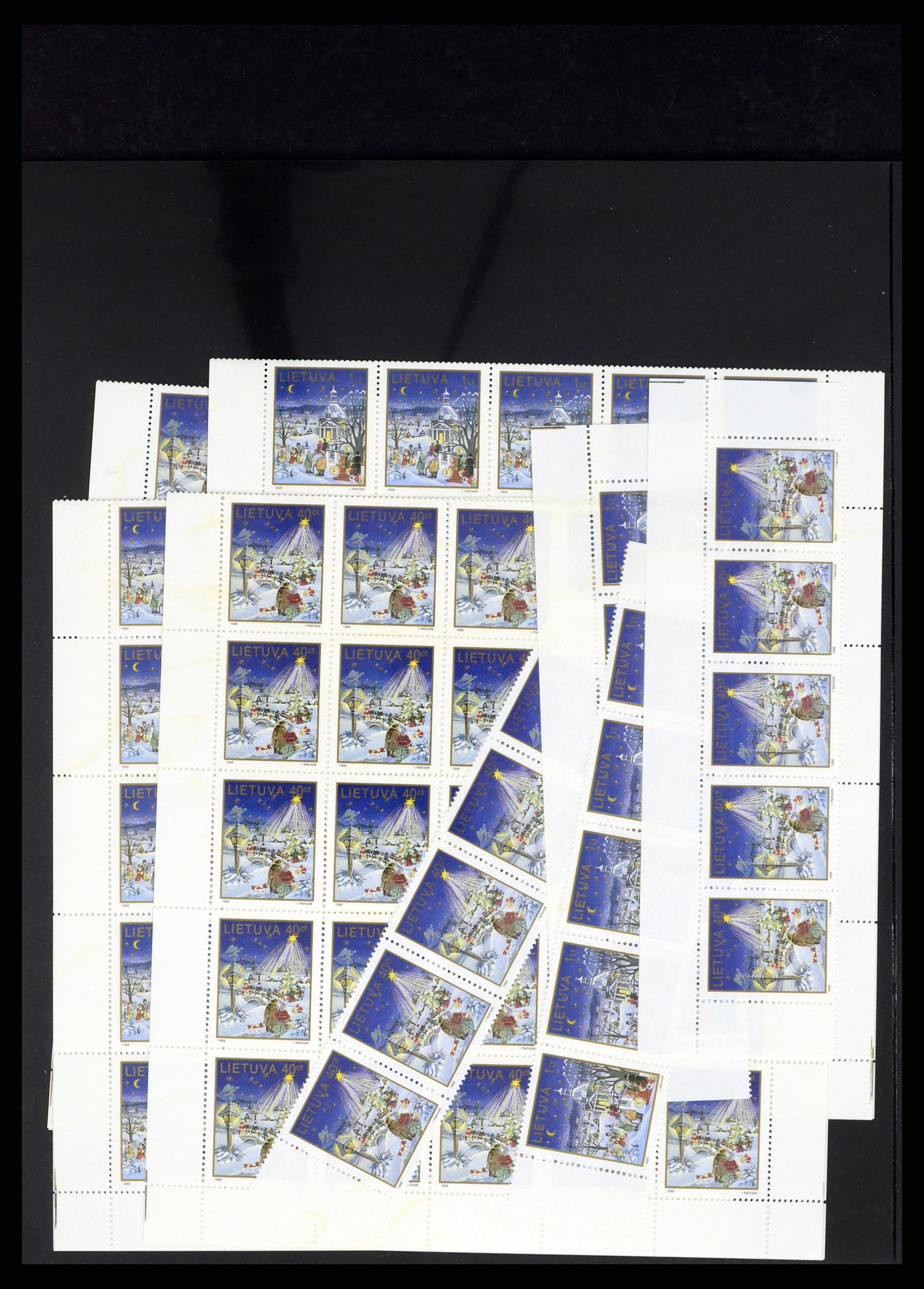 37312 182 - Postzegelverzameling 37312 Letland en Litouwen 1990-2000.