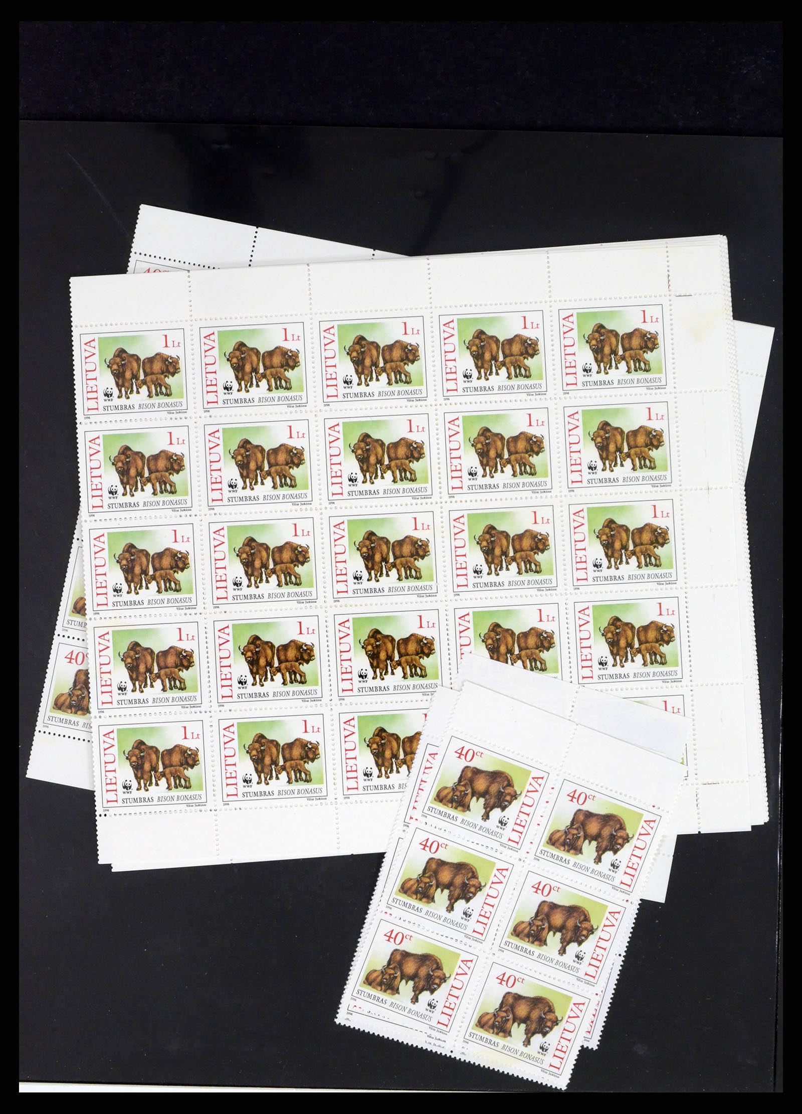 37312 186 - Postzegelverzameling 37312 Letland en Litouwen 1990-2000.