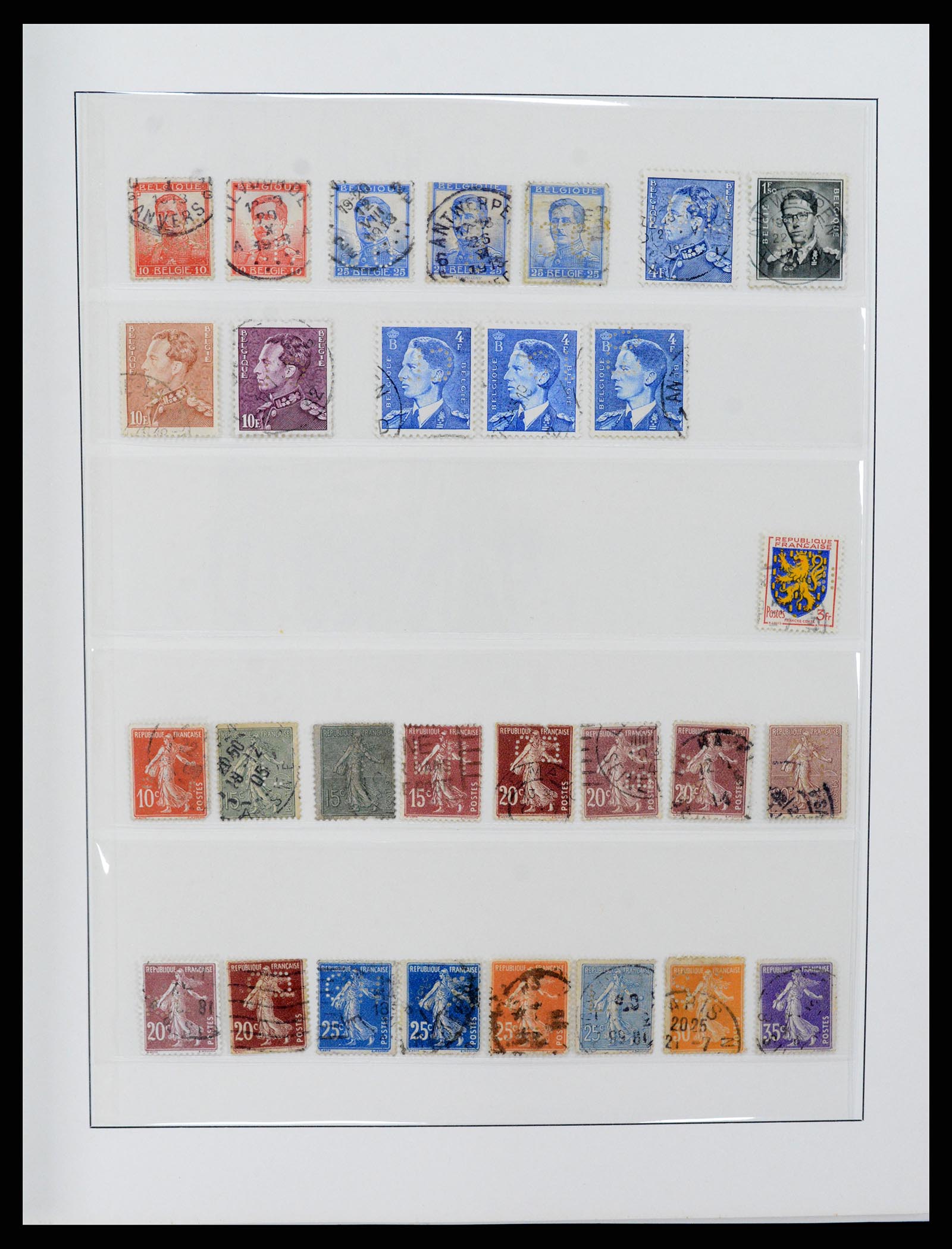 37317 029 - Postzegelverzameling 37317 Wereld perfins 1880-1960.