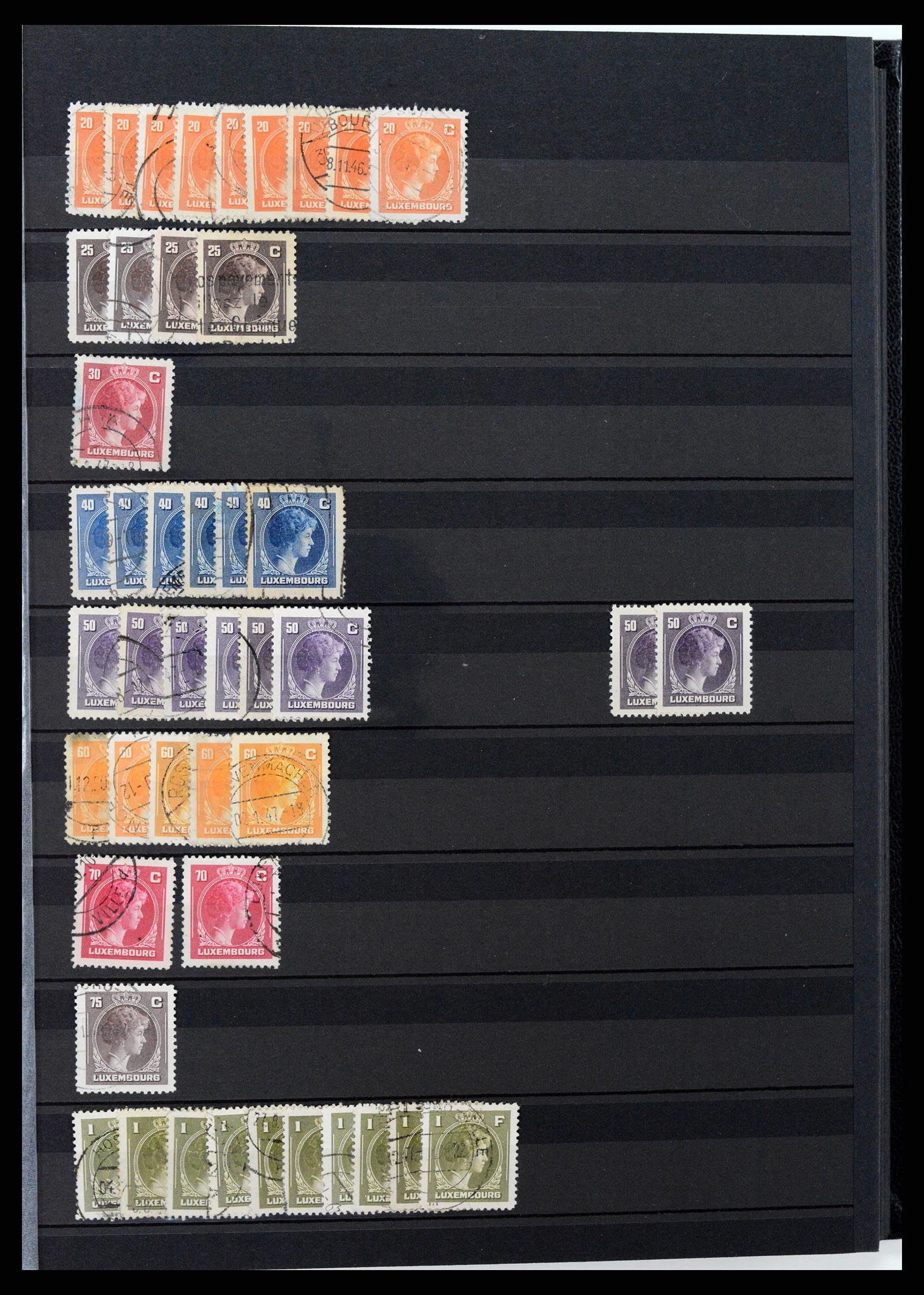 37329 025 - Postzegelverzameling 37329 Luxemburg 1852-1999.