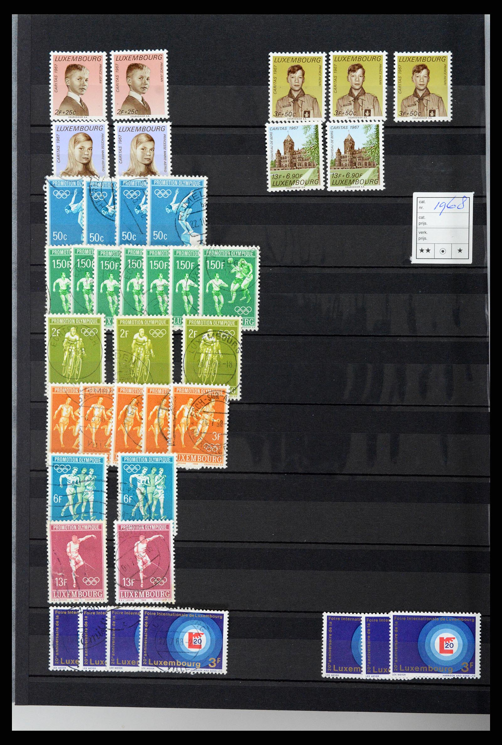 37329 057 - Postzegelverzameling 37329 Luxemburg 1852-1999.