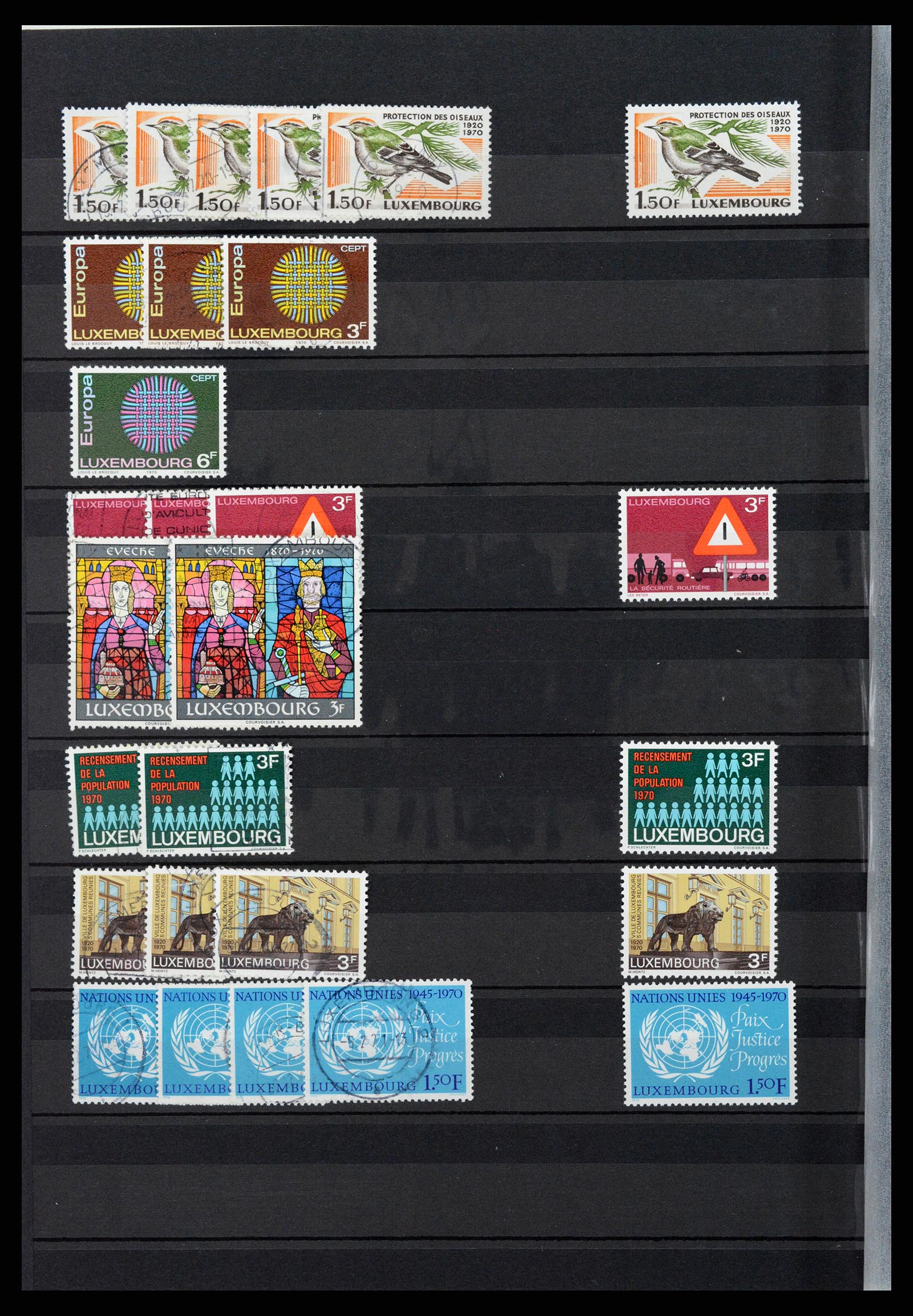 37329 060 - Postzegelverzameling 37329 Luxemburg 1852-1999.