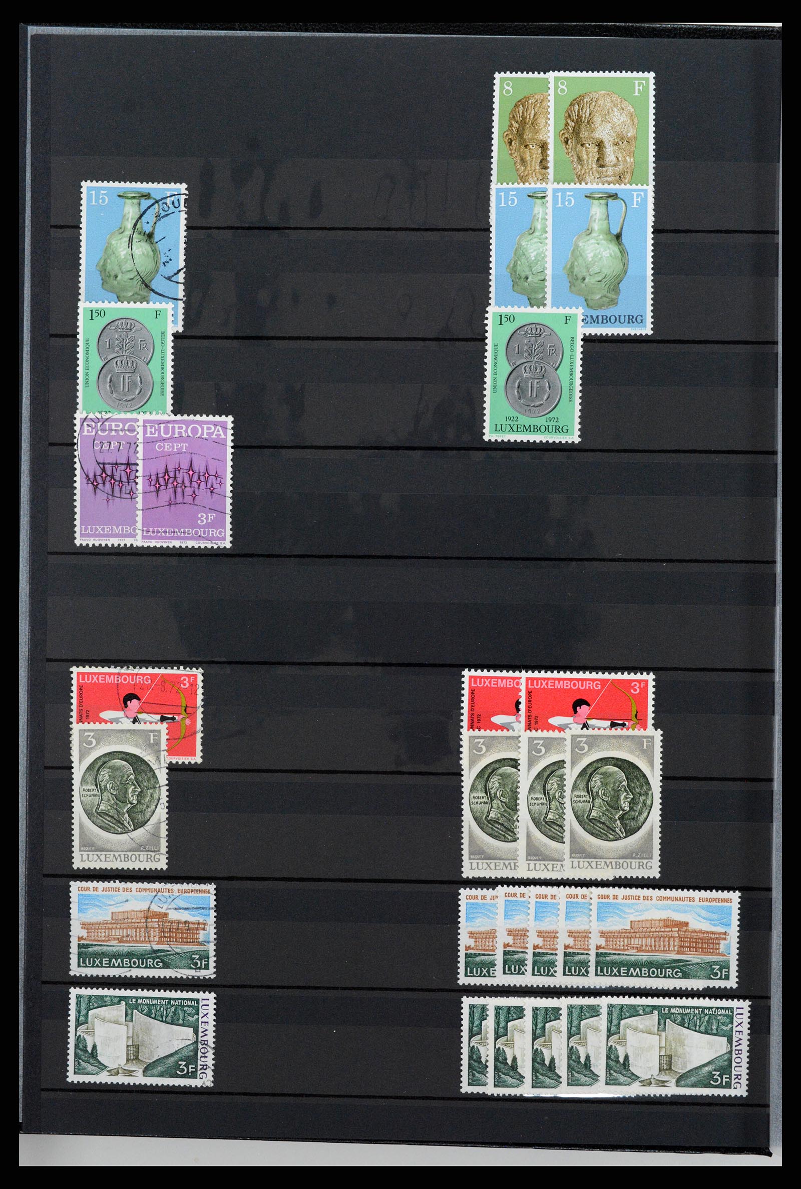 37329 064 - Postzegelverzameling 37329 Luxemburg 1852-1999.