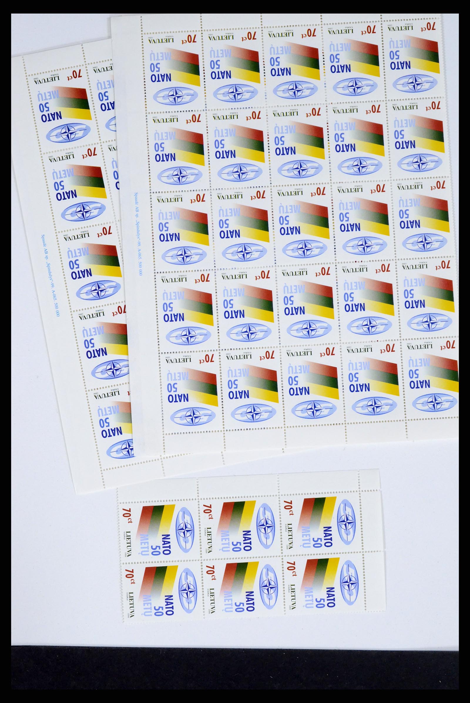 37351 425 - Stamp collection 37351 European countries MNH 1990-2000.